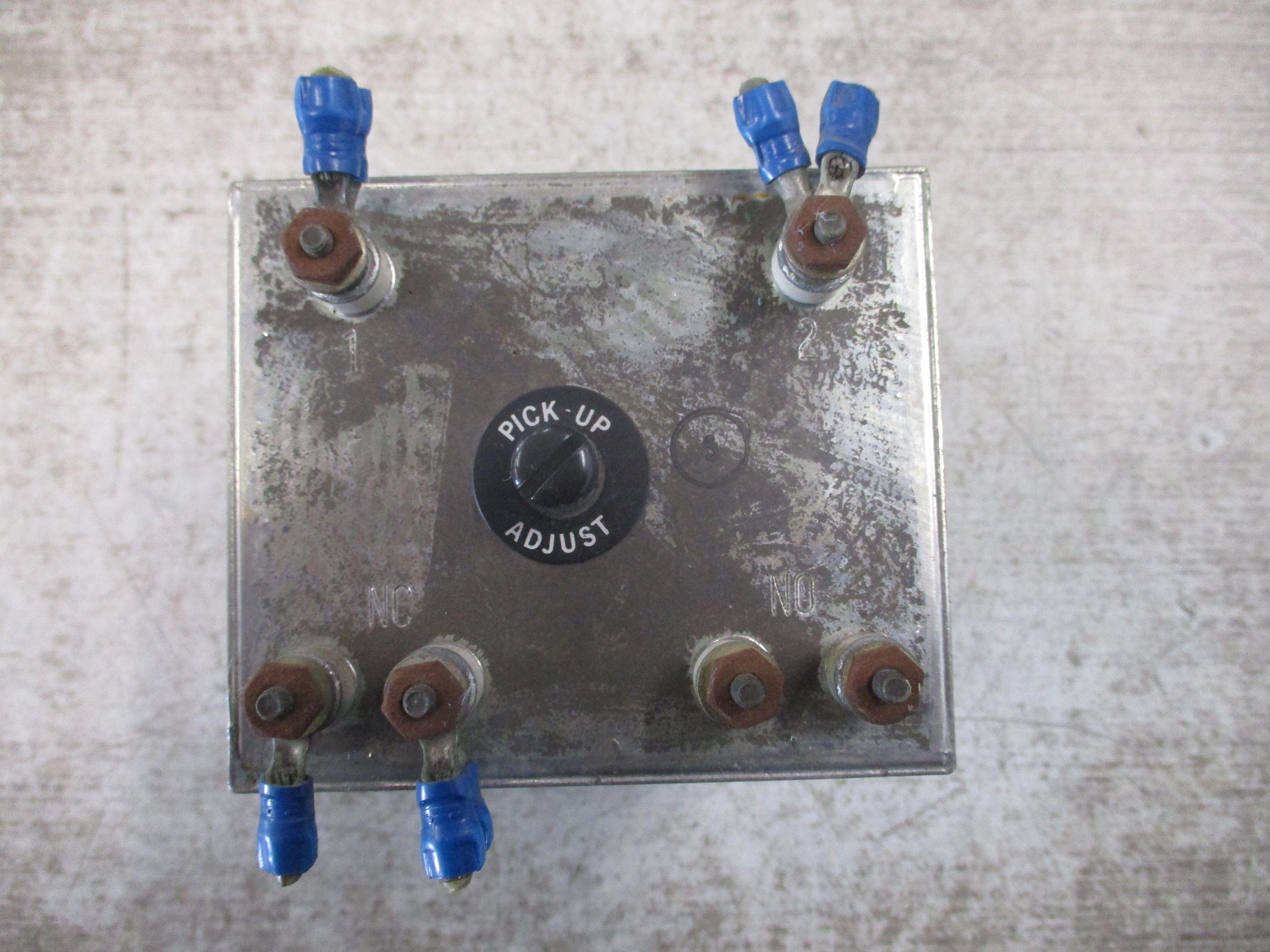 Wilmar Frequency Relay 20-050X 120VAC 50-60Hz Used