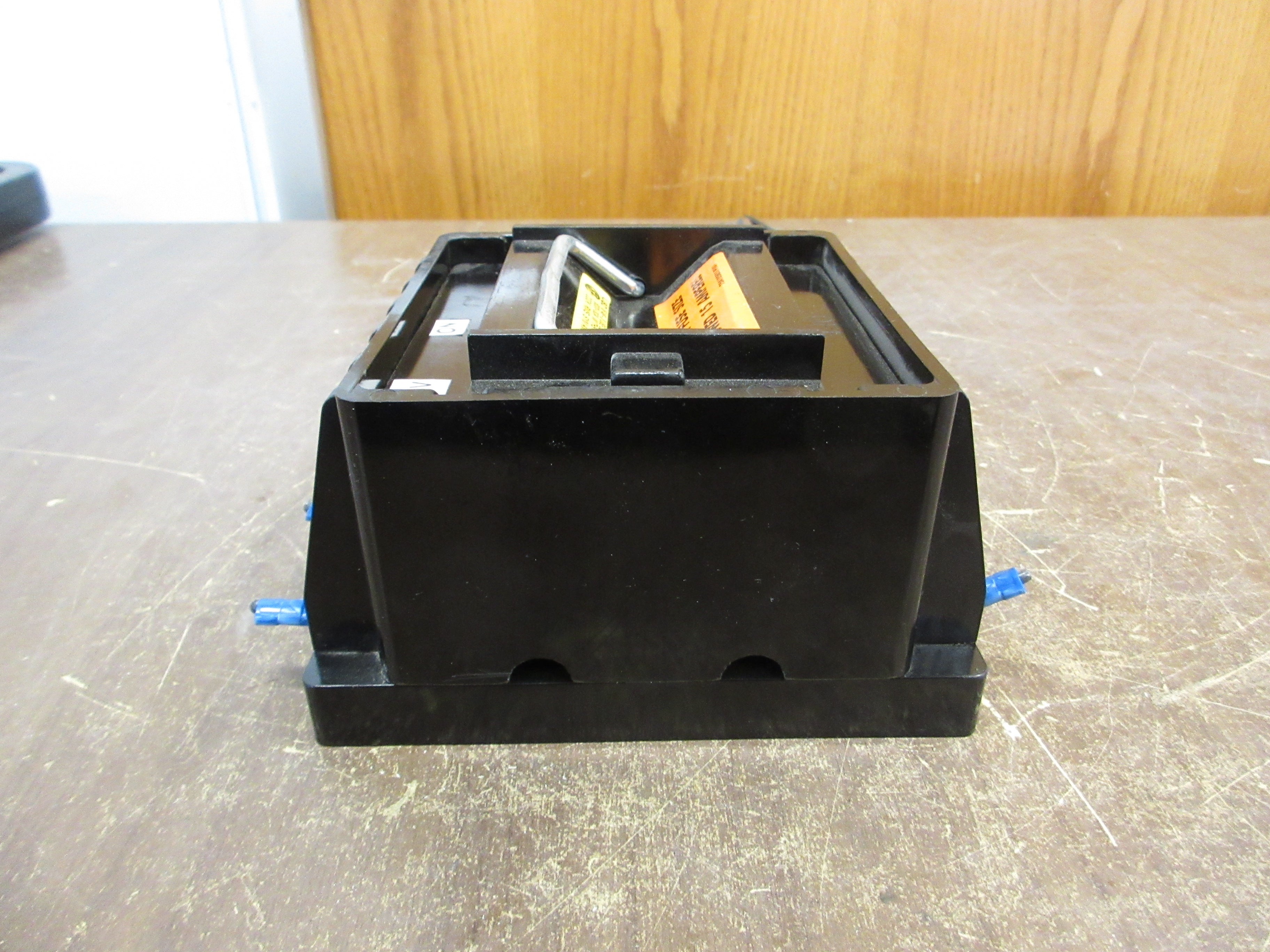 USD Pullout Switch 15149-3 Class J Fuse 600V 30A w/ (3) 6A Fuses Used