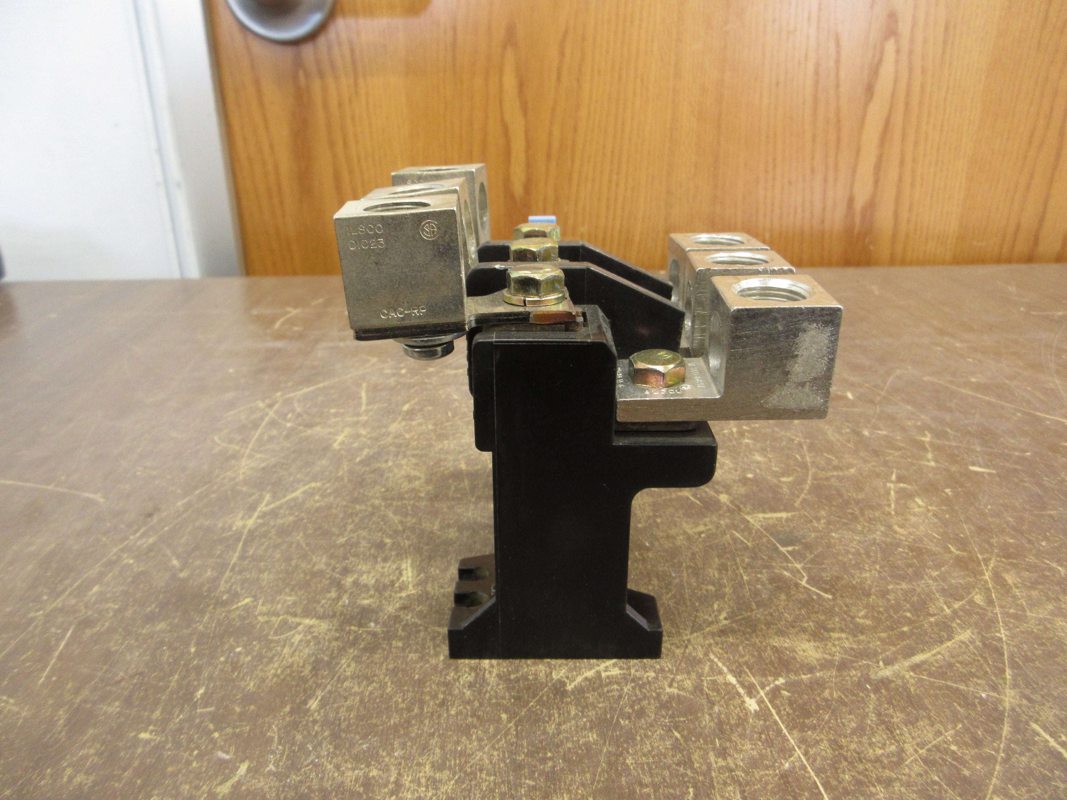 Toshiba Solid State Overload T180A-E Trip: 87-130A 600V 3P Used