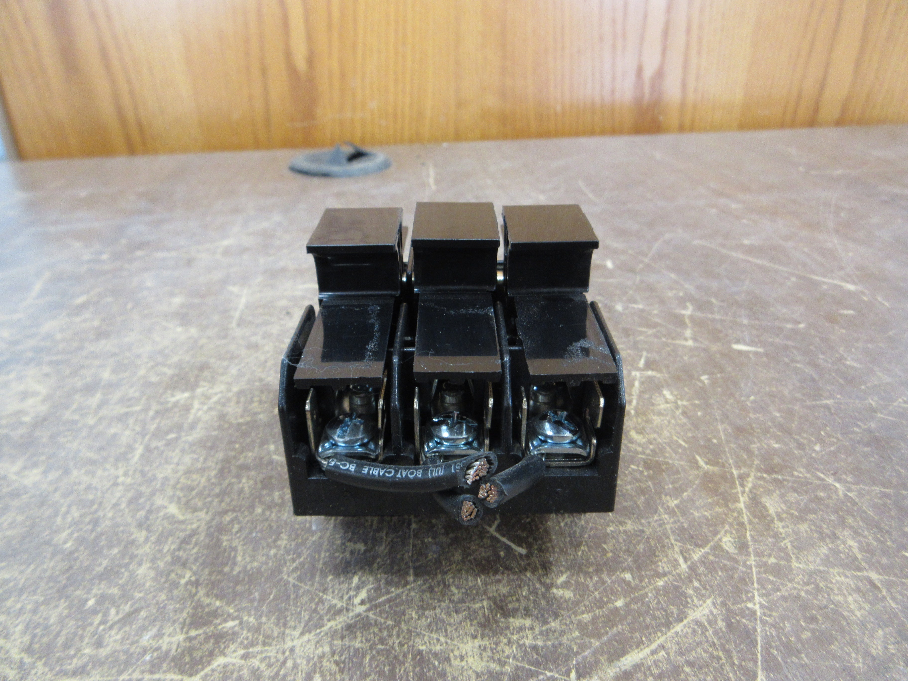 Buss Fuseholder BC6033PQ 30A 600V 3P *Lot of 2* *Damaged Mount* Used