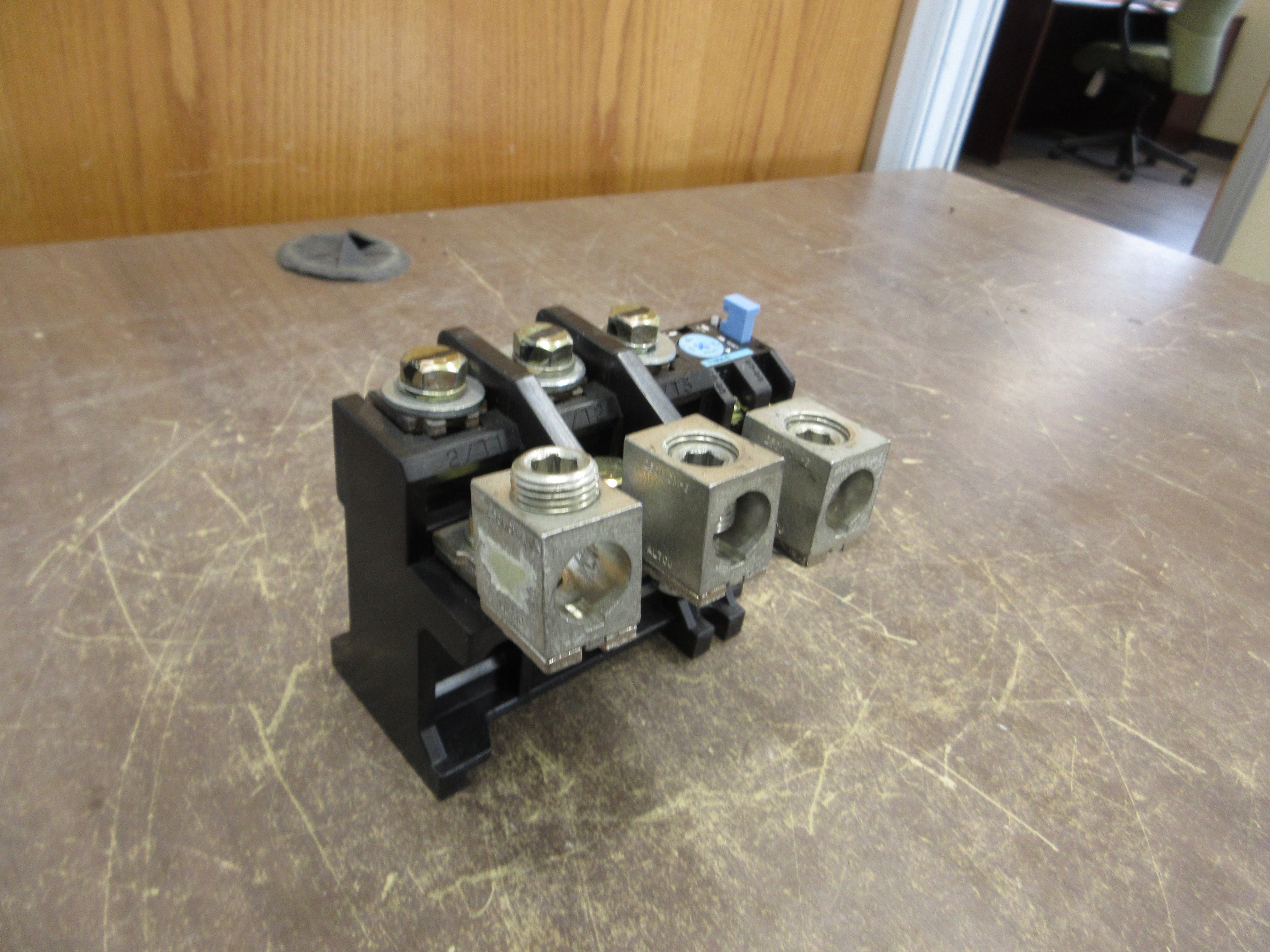 Toshiba Solid State Overload T180A-E Trip: 87-130A 3P 600V Used