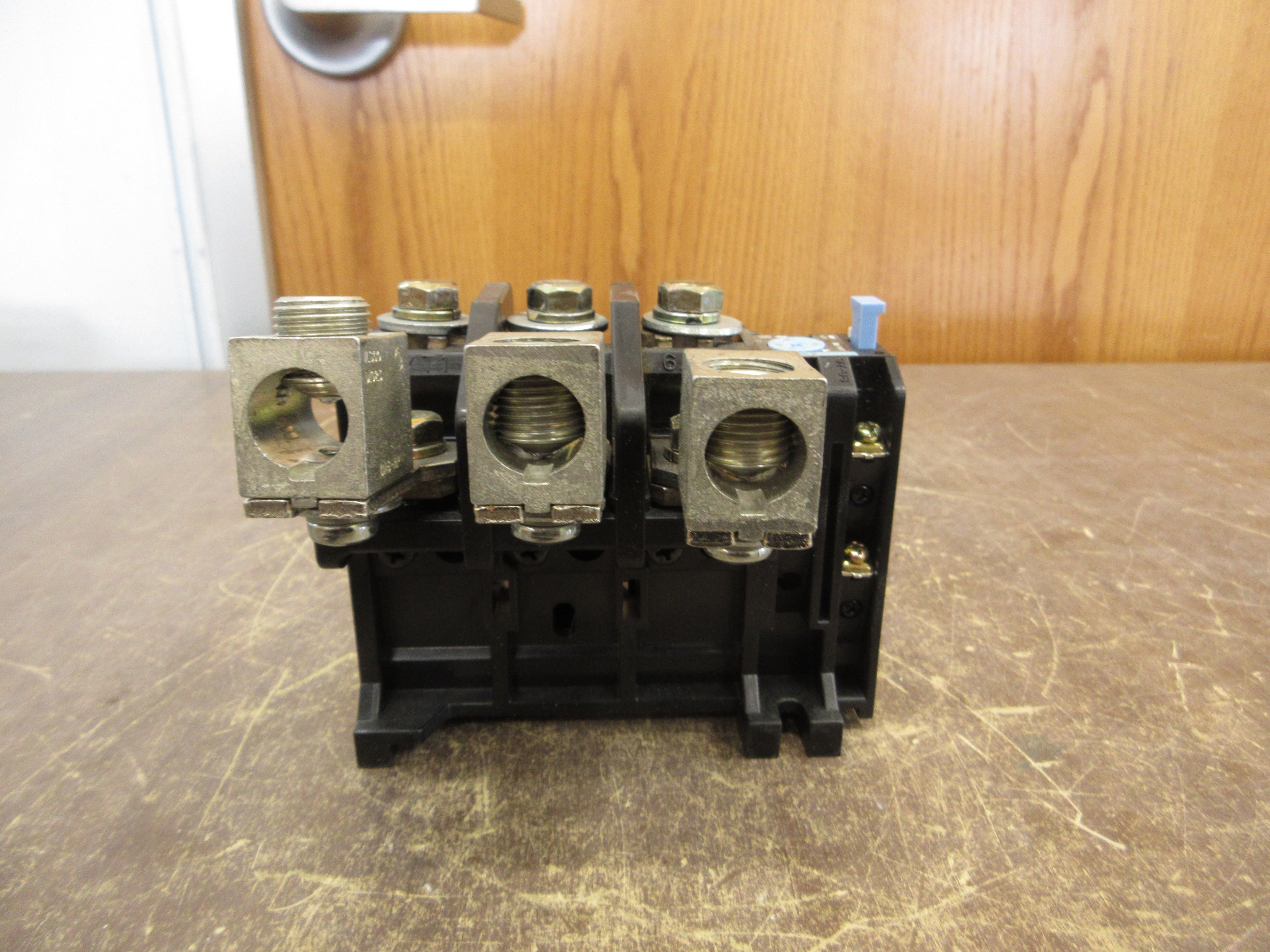 Toshiba Solid State Overload T180A-E Trip: 87-130A 3P 600V Used