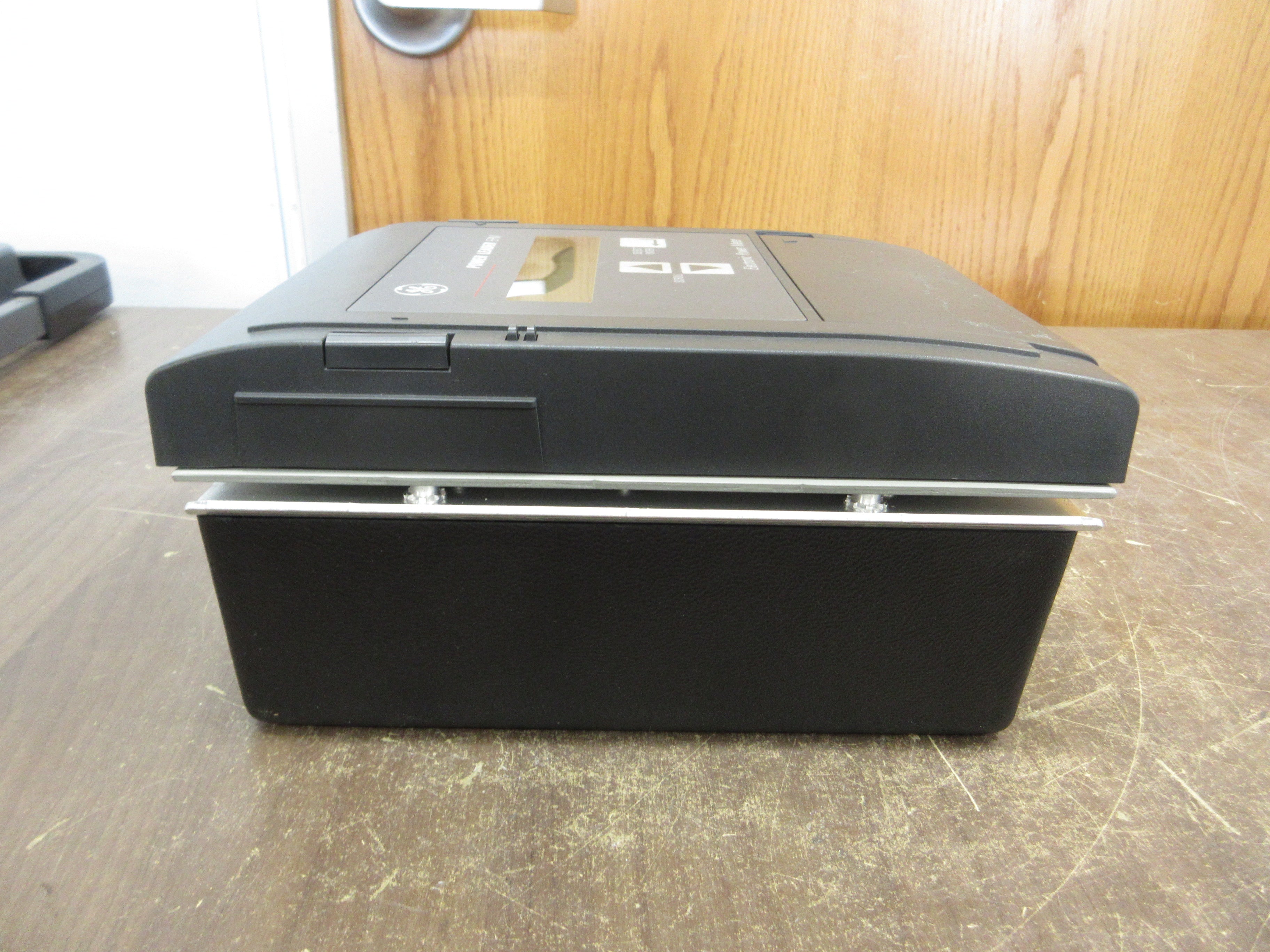 GE Panel Mount Power Leader EPM PLE3PNLFG02 480V 50/60Hz 10A Used