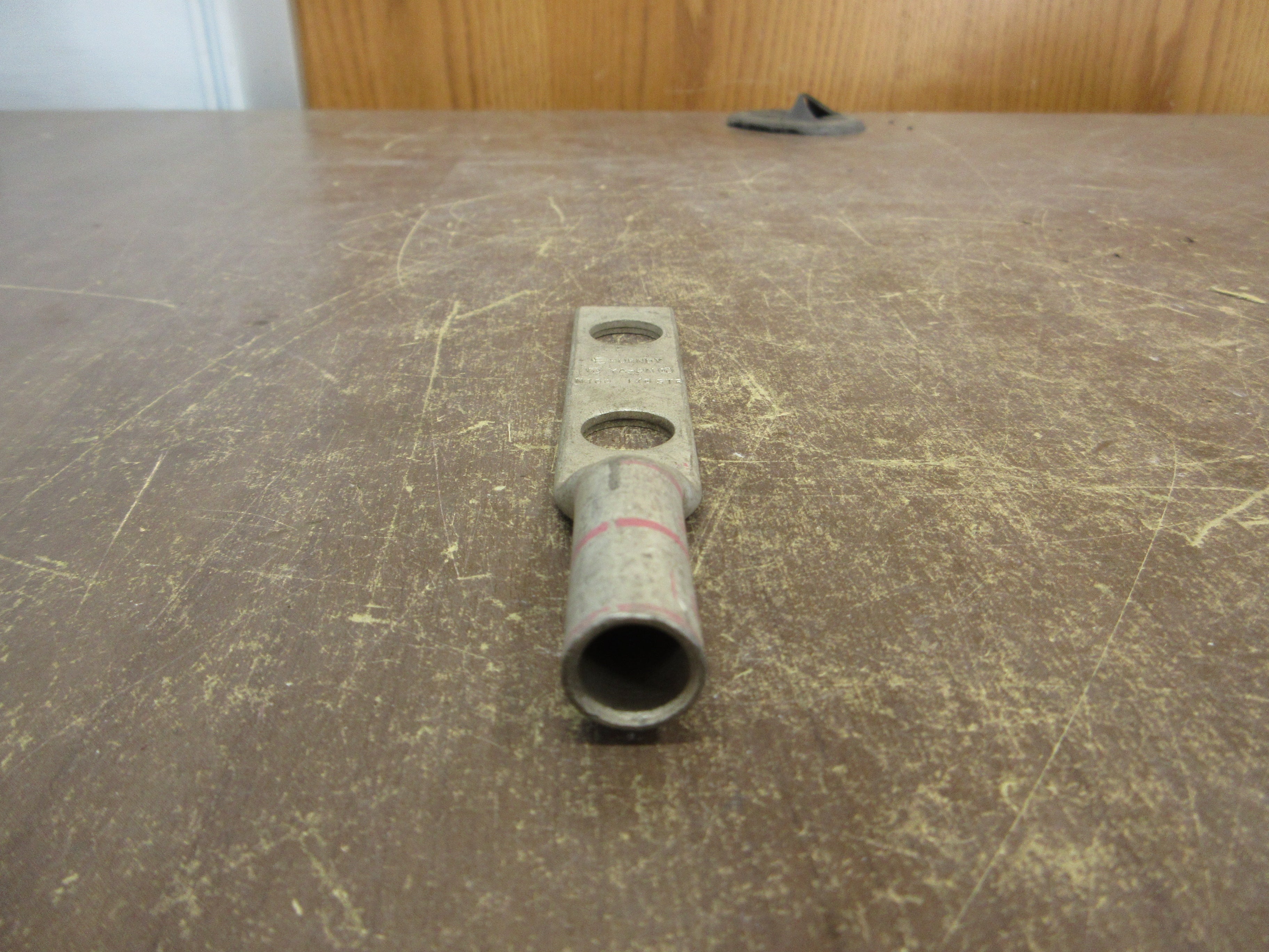 Burndy Crimp Lug YA-2N N100 1/0 STR 2-Hole *Lot of 4* *No Box* New Surplus