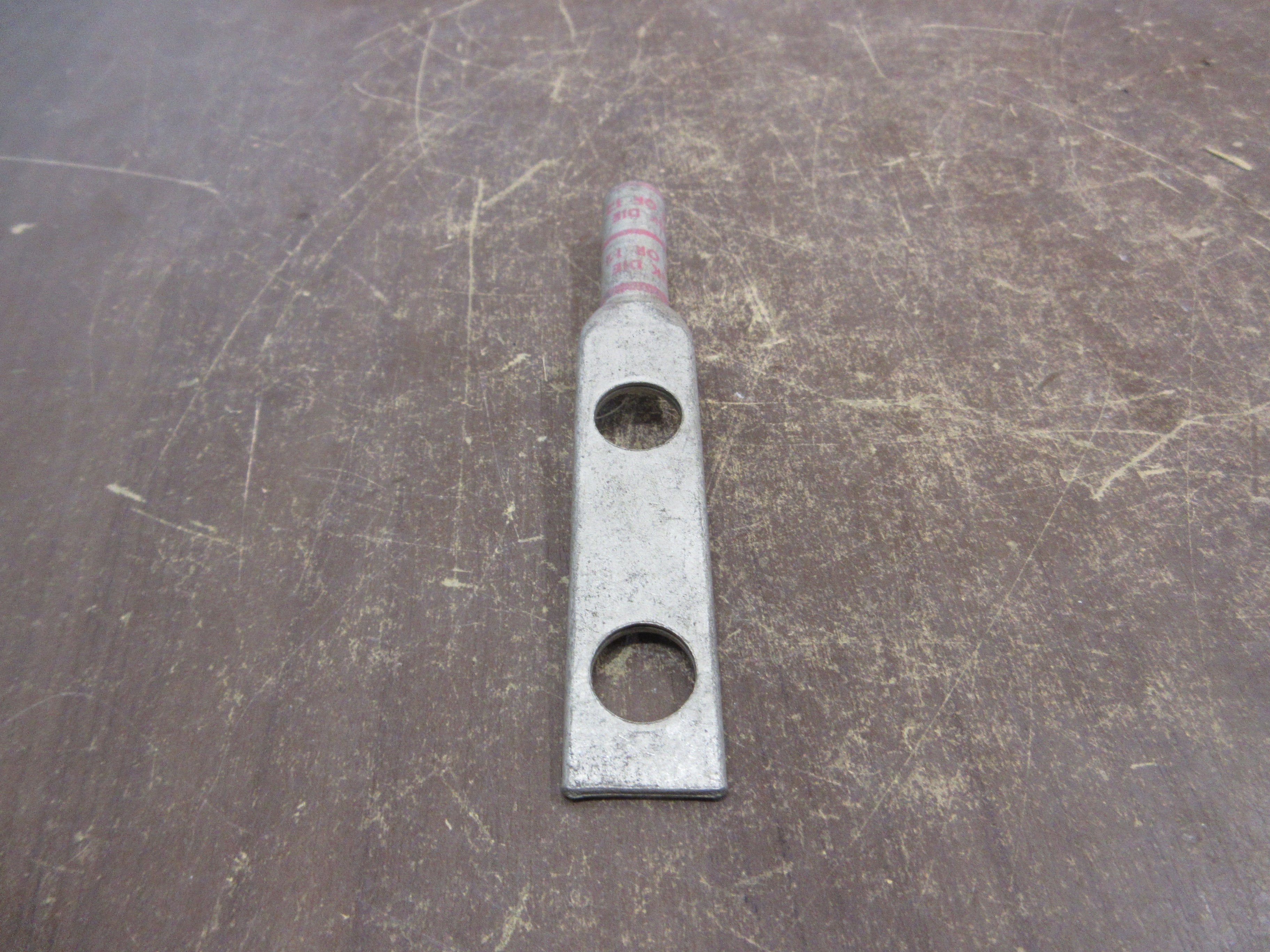 Burndy Crimp Lug YA-2N N100 1/0 STR 2-Hole *Lot of 4* *No Box* New Surplus