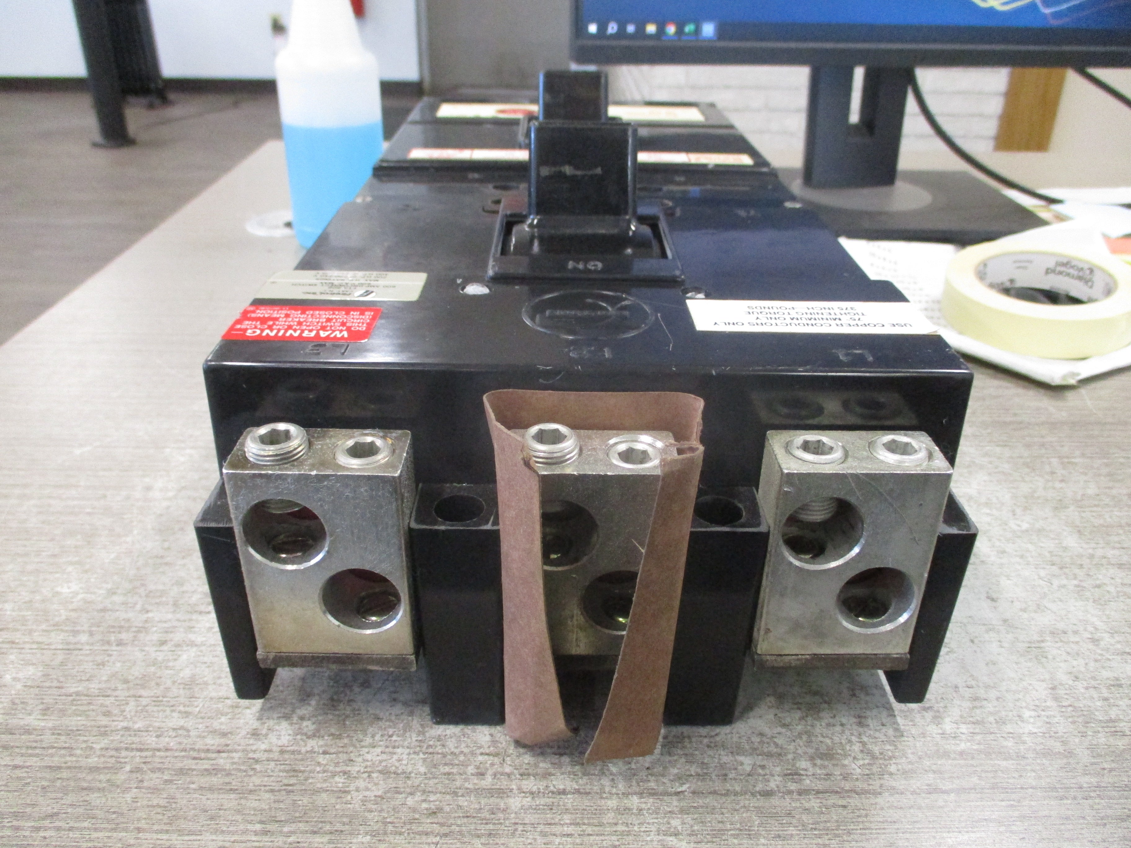 Westinghouse Circuit Breaker 2612D94G08 200A 600V 3P