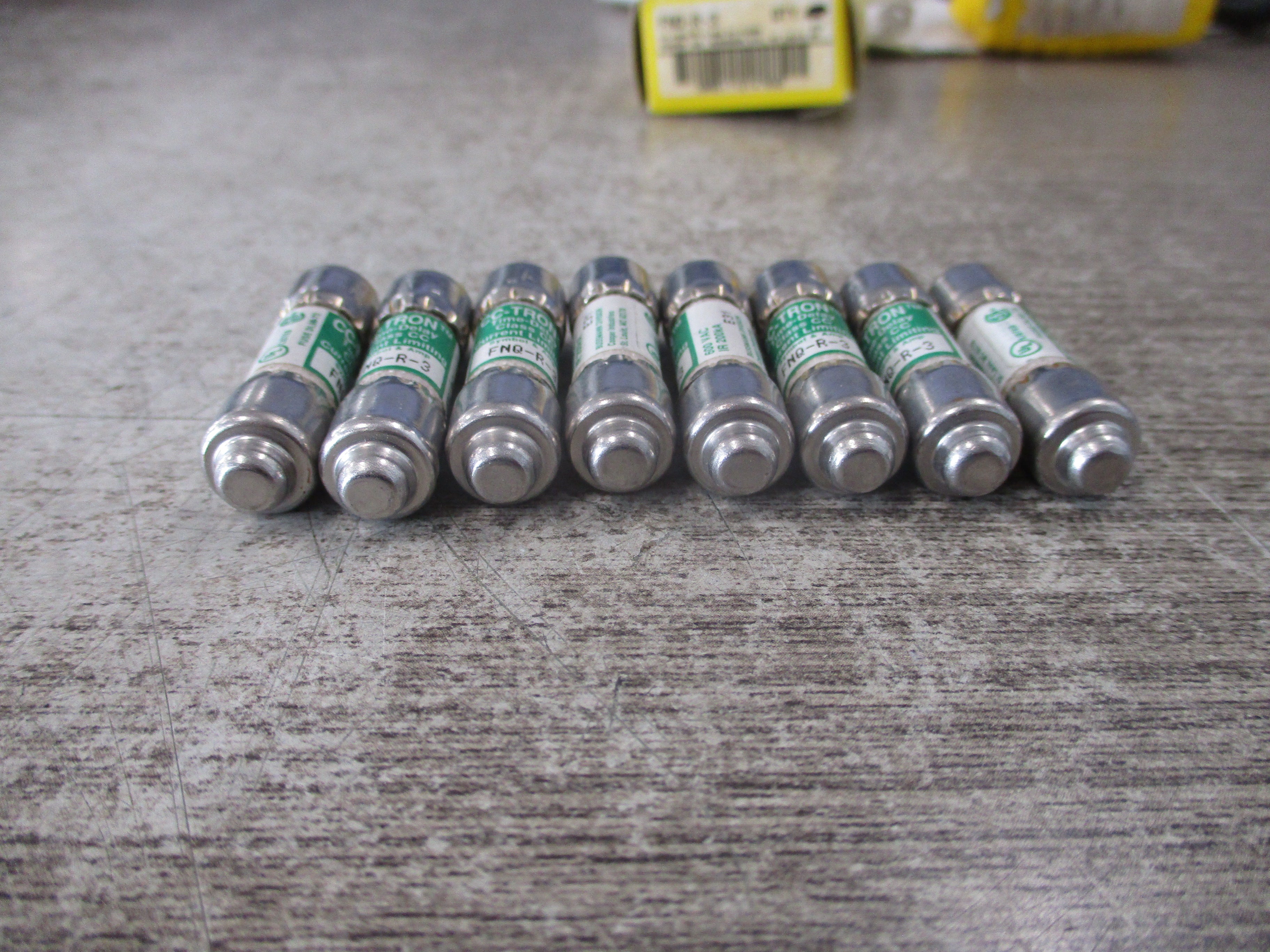 Cooper Bussmann Limitron Fuse FNQ-R-3 3A 600V *Box of 8* New Surplus