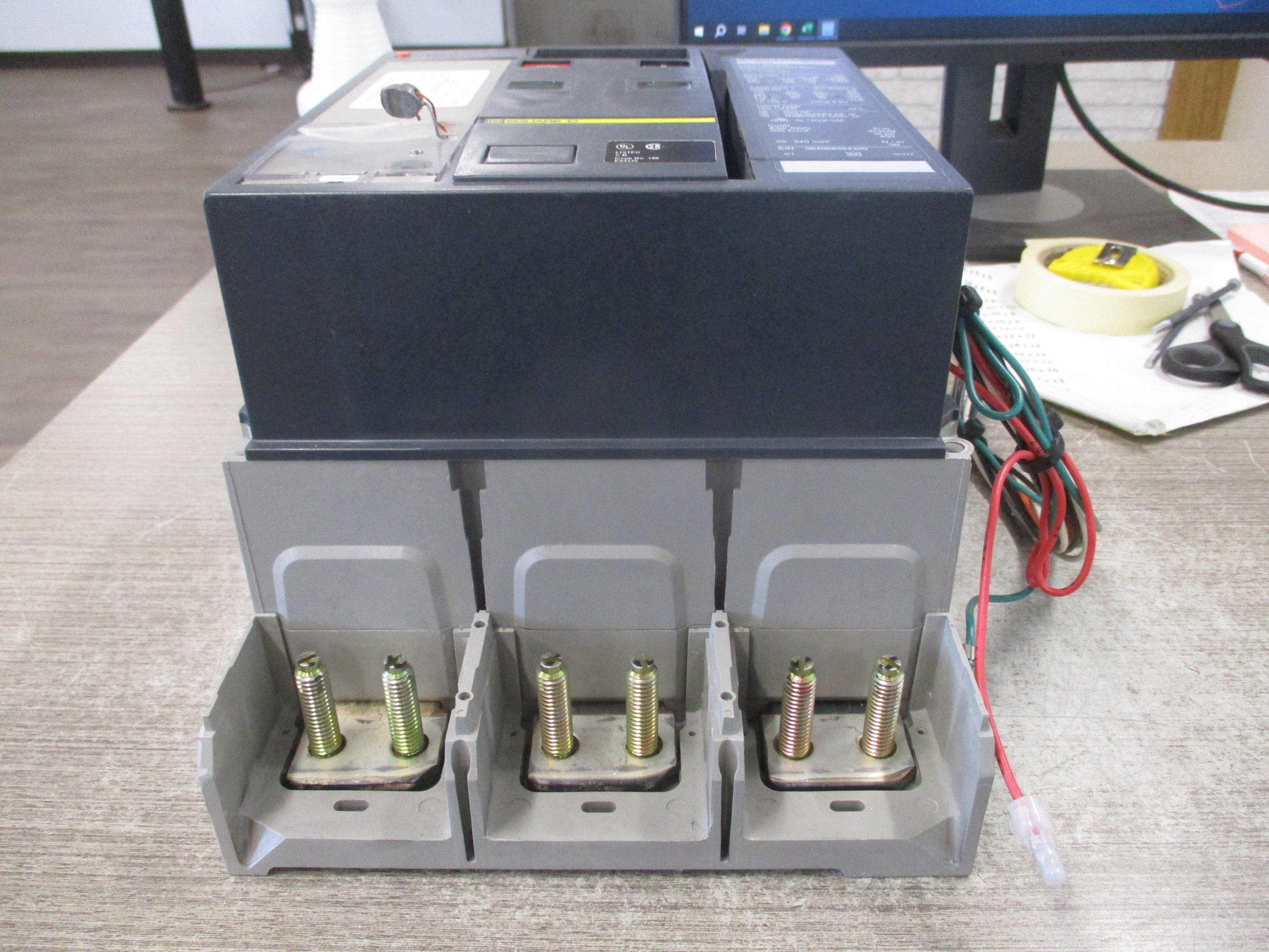 Square D PowerPact Circuit Breaker PL 1200 1200A 480V 60Hz MicroLogic 3.0 Trip