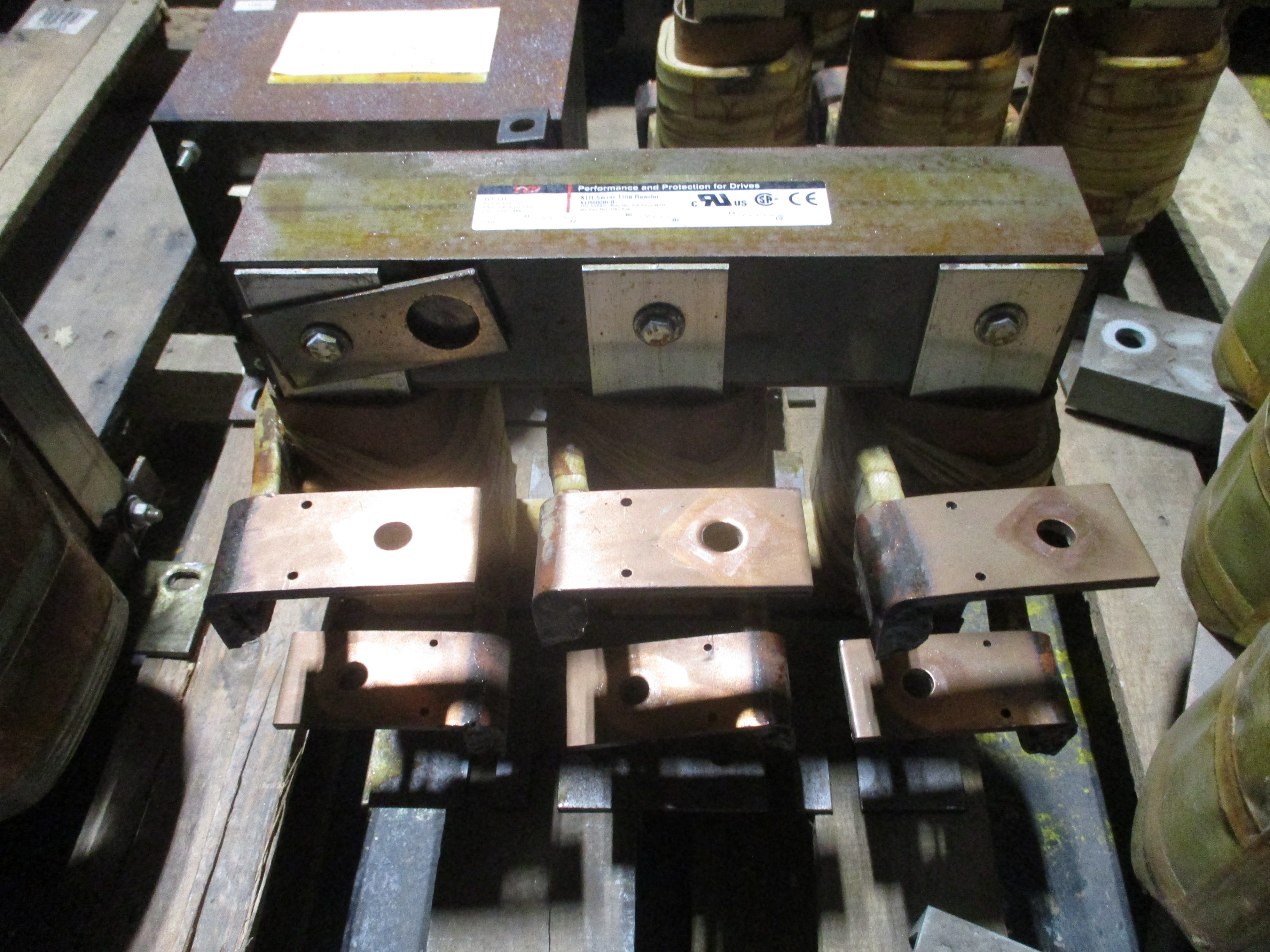 Cutler-Hammer Pneumatic Timer 10337H192B 120V Coil 600V Used