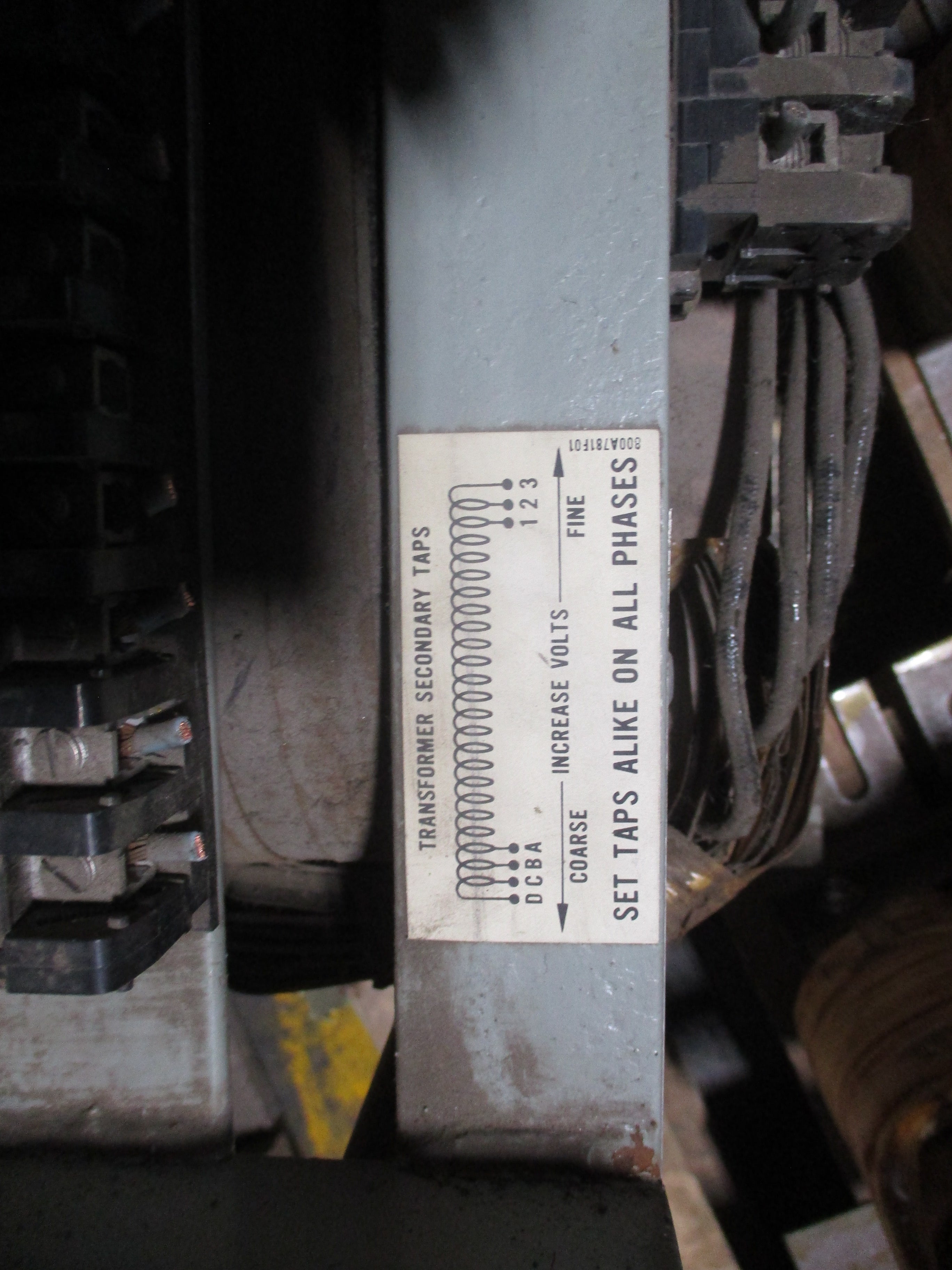 Cutler-Hammer Pneumatic Timer 10337H192B 120V Coil 600V Used