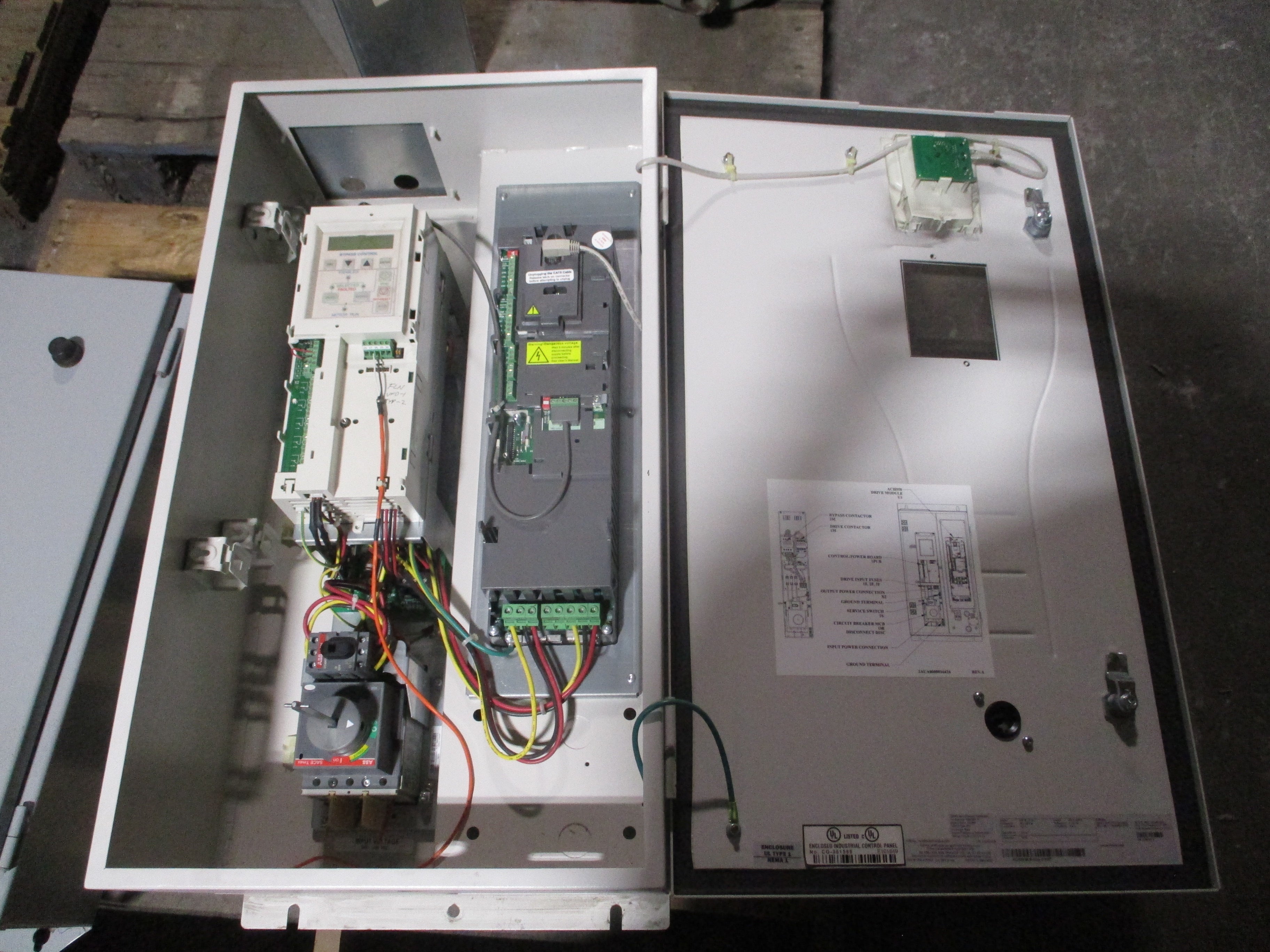 ABB ACH550 AC Drive W/Bypass ACH550-BCR-015A+F267 10HP 3Ph Input: 3Ph 48-63Hz