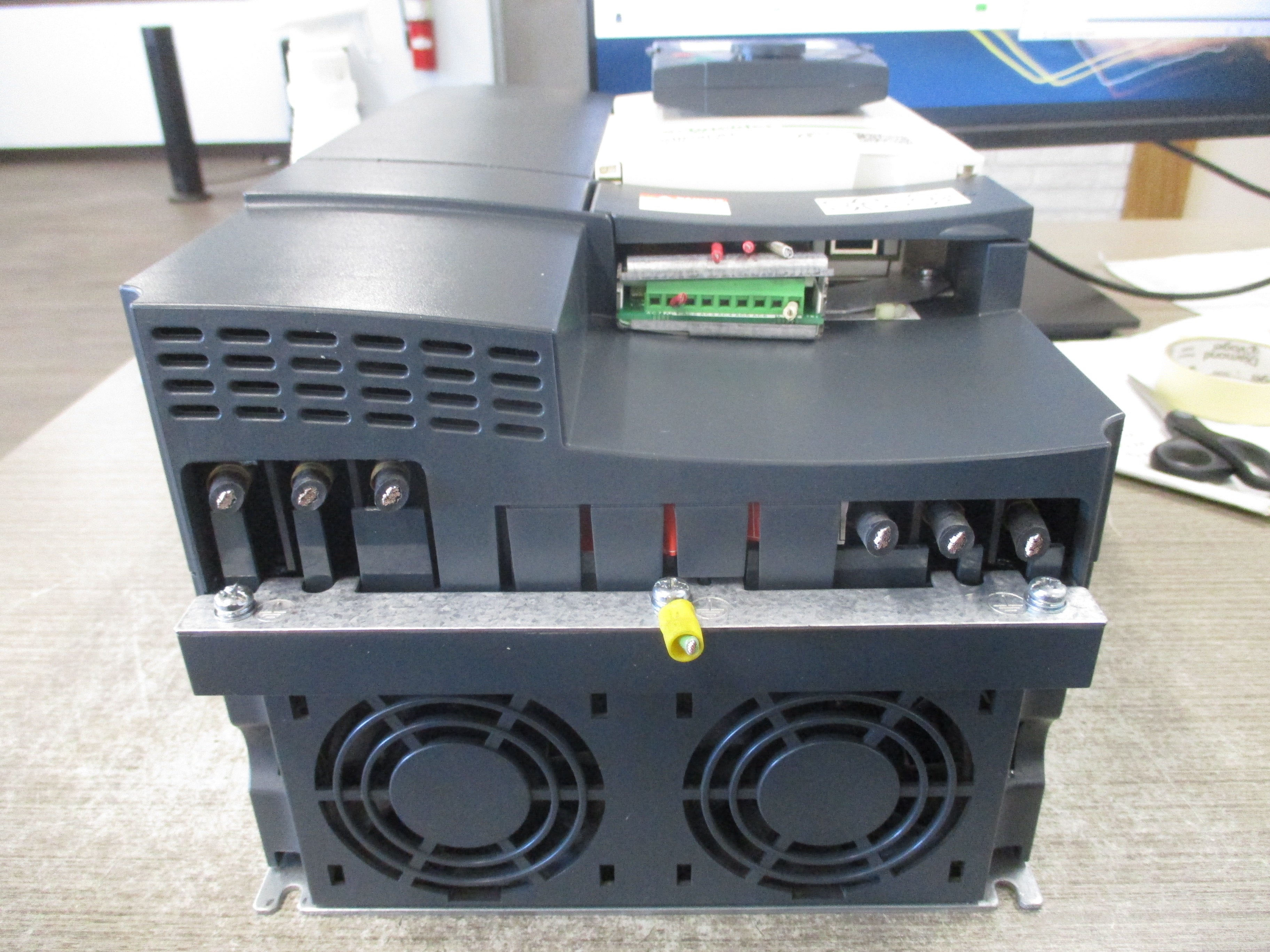 ABB / Westinghouse Starter EH 100 / AA43P 120V Coil 105A 600V Used