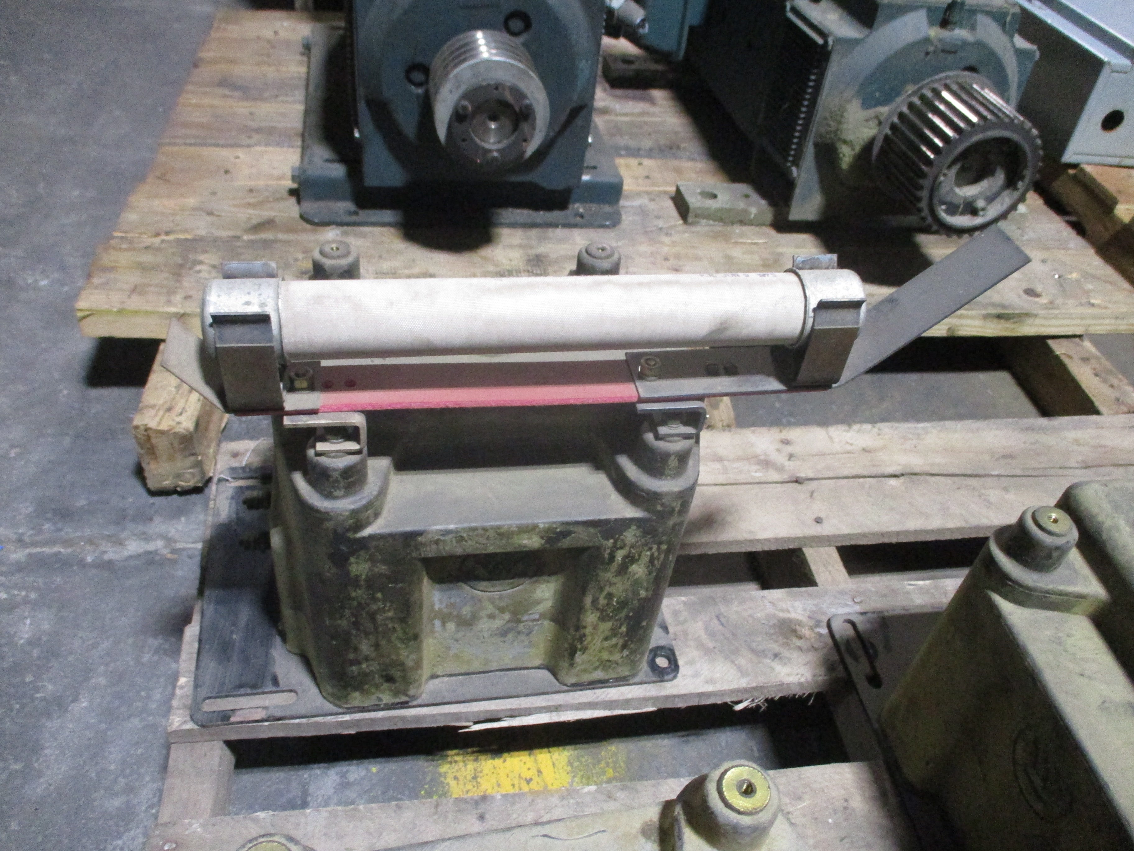 ABB Reversing Contactor A9-30-01 110-120V Coil (2) Aux Contacts Used