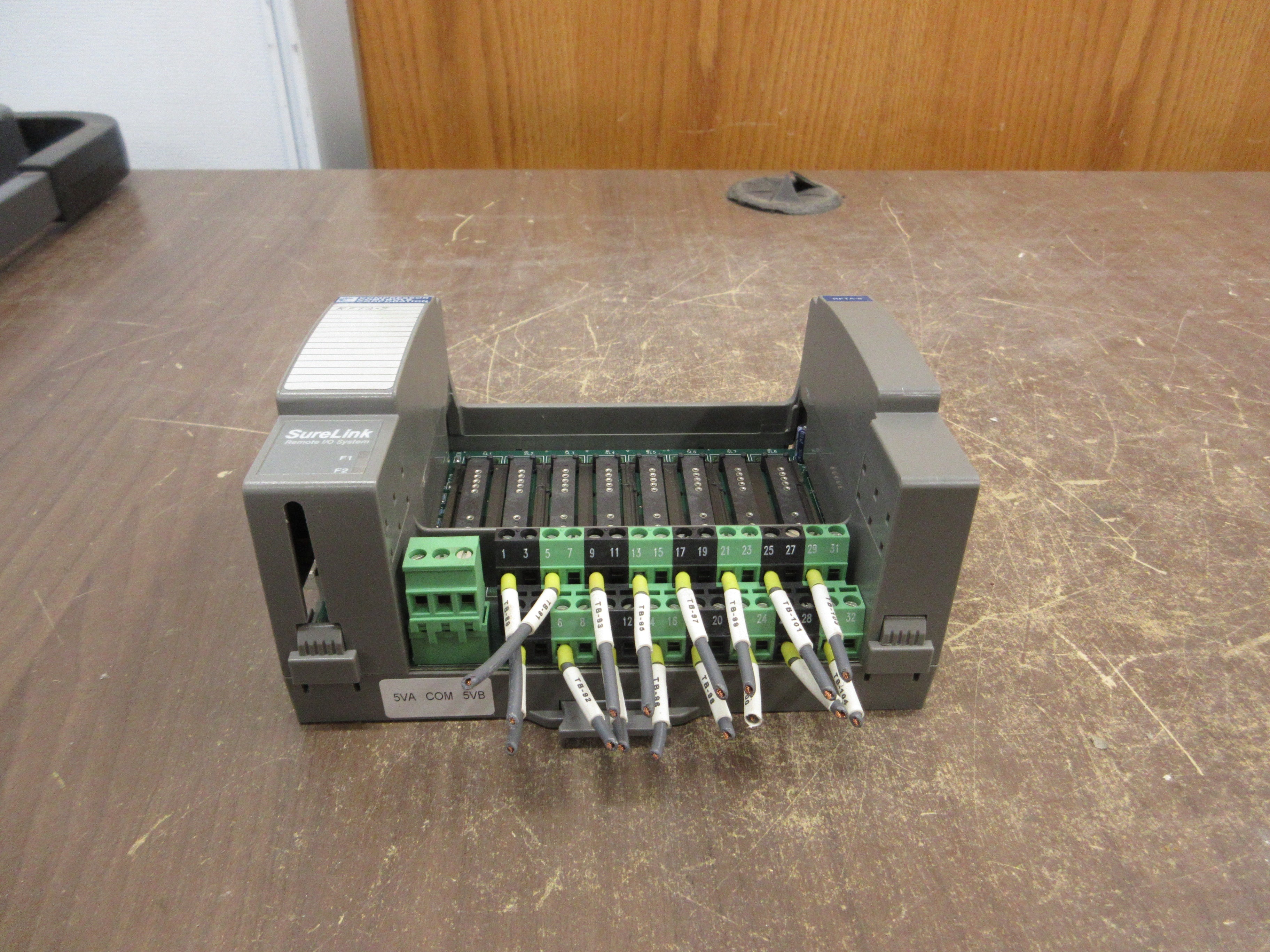 Compressor Controls Corp. SureLink Remote I/O Base RFTA-8 8-Slot Used