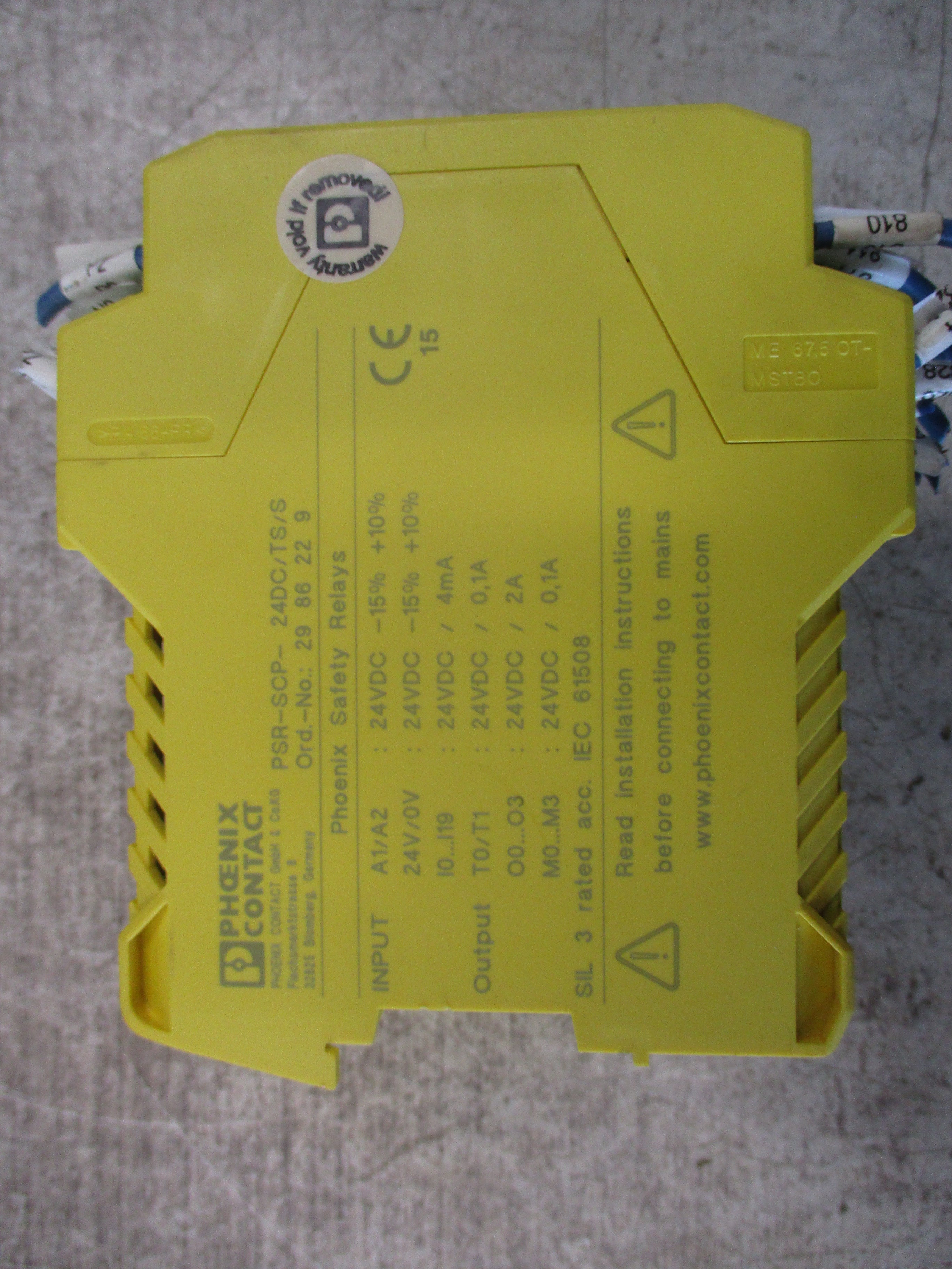 ABB Reversing Contactor A9-30-01 / A16-30-01 110/120V Coil (2) Aux Contacts Used