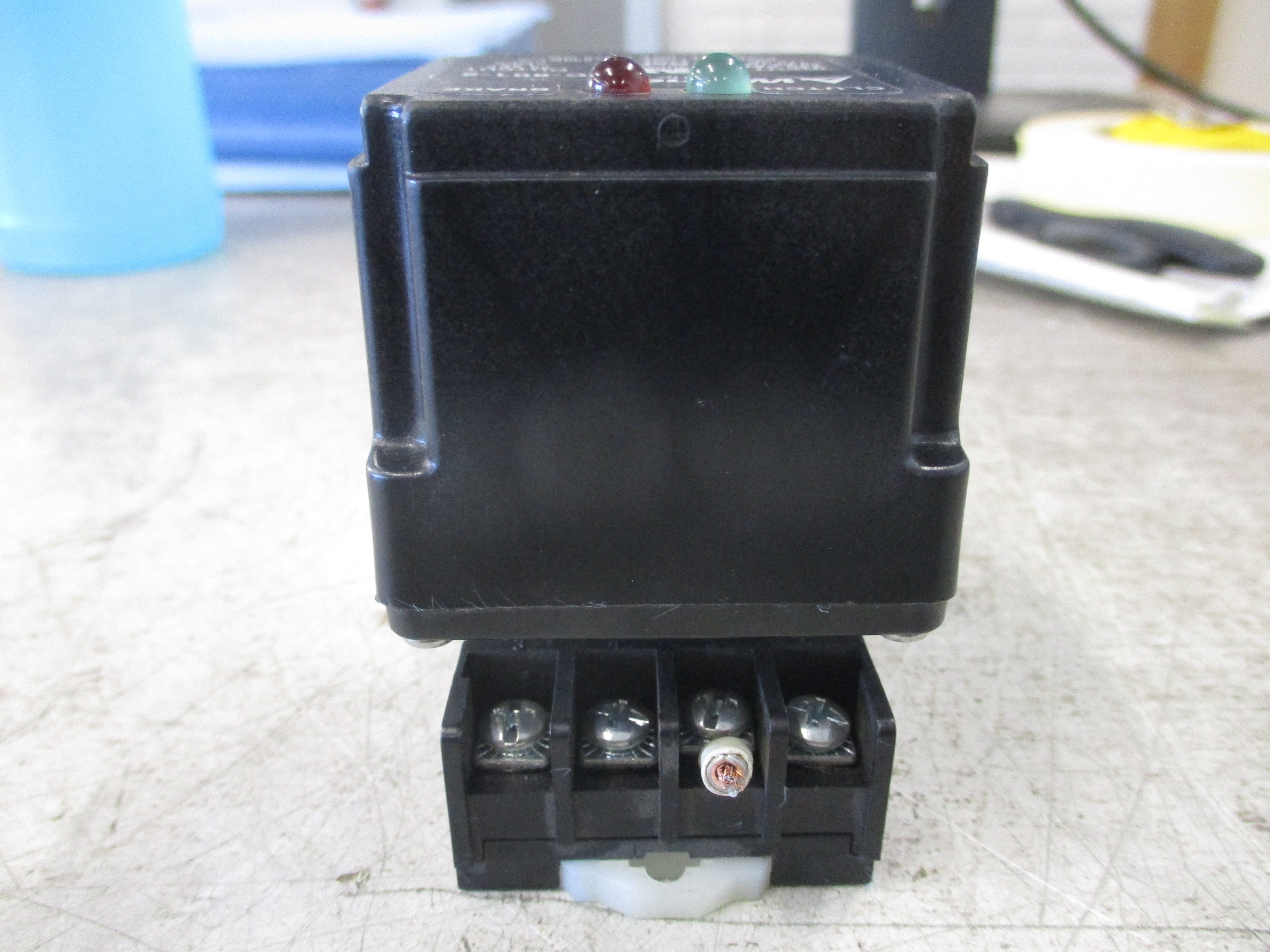 Allen-Bradley MicroLogix 1200 Input Module 1762-IA8 Ser. A Rev. A 8PT 120VAC