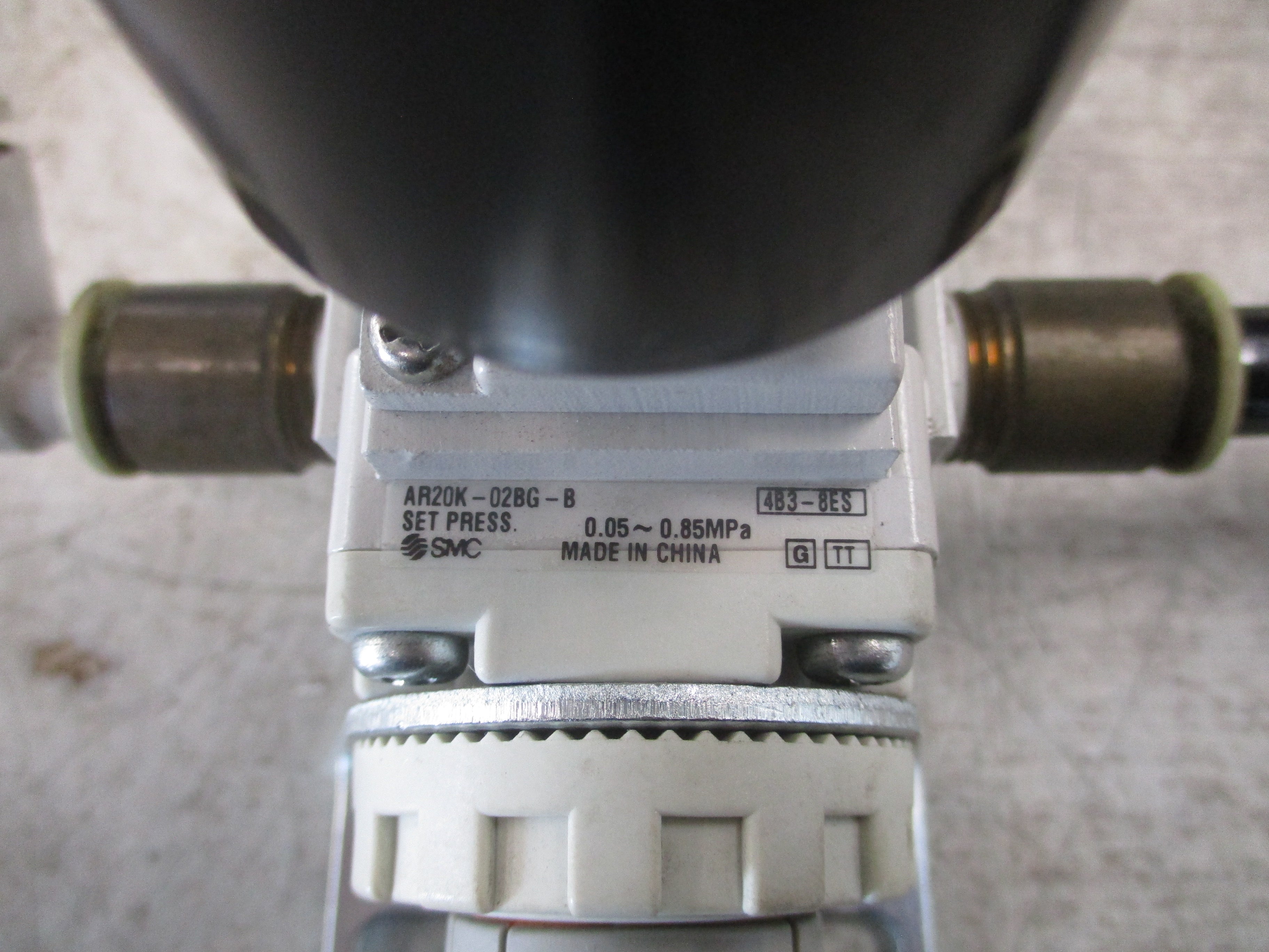 SMC Pressure Regulator AR20K-02BG-B Range: 0.05-0.85MPa Used