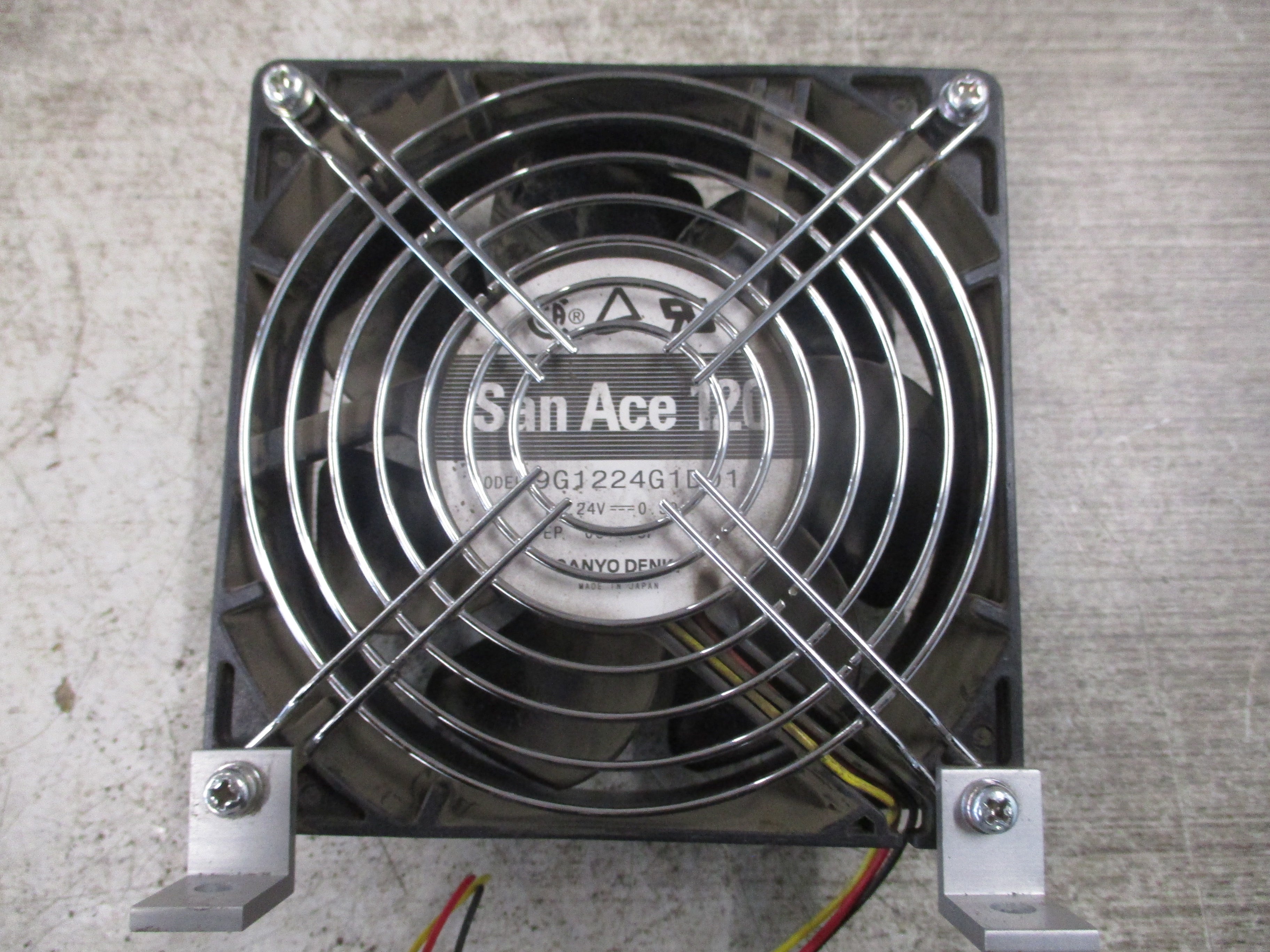 Sanyo Denki San Ace 120Axial Fan 9G1224G1D01 24VDC 0.50A Used