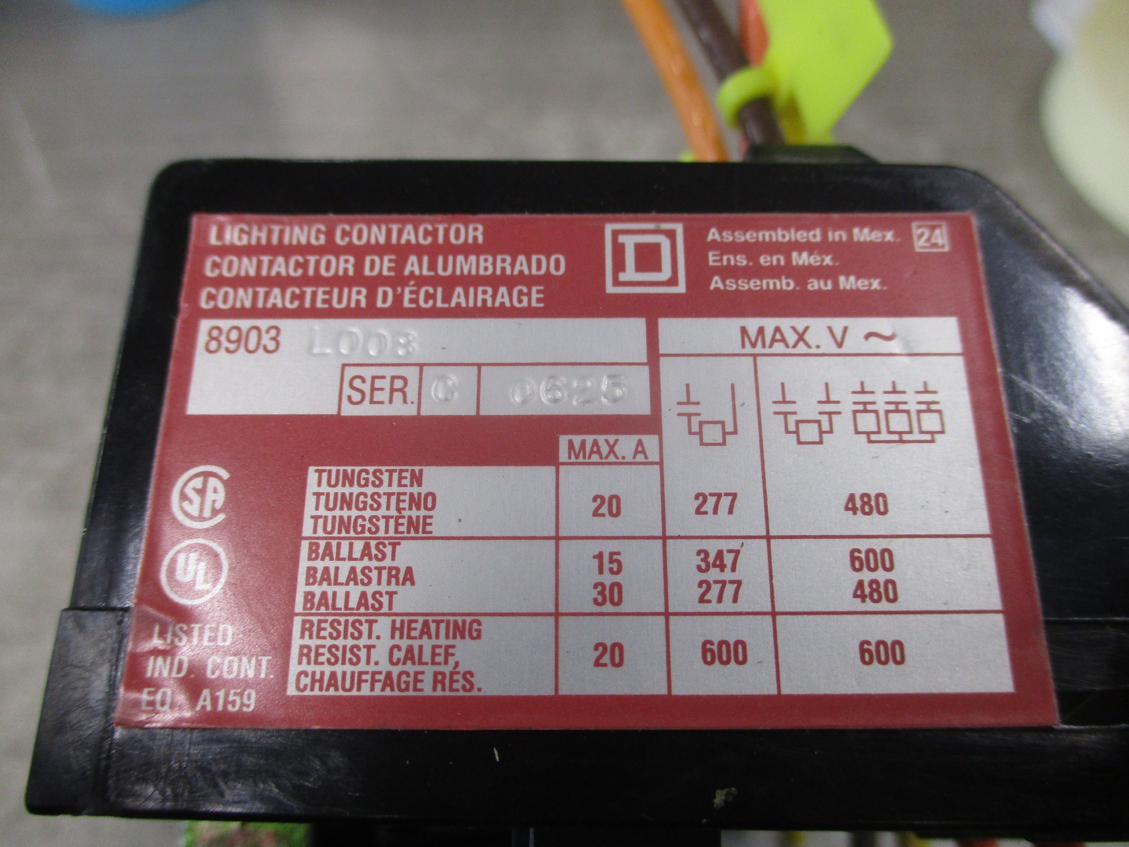 Square D Lighting Contactor 8903 L008 Ser. C 120V Coil 20A 600V Used