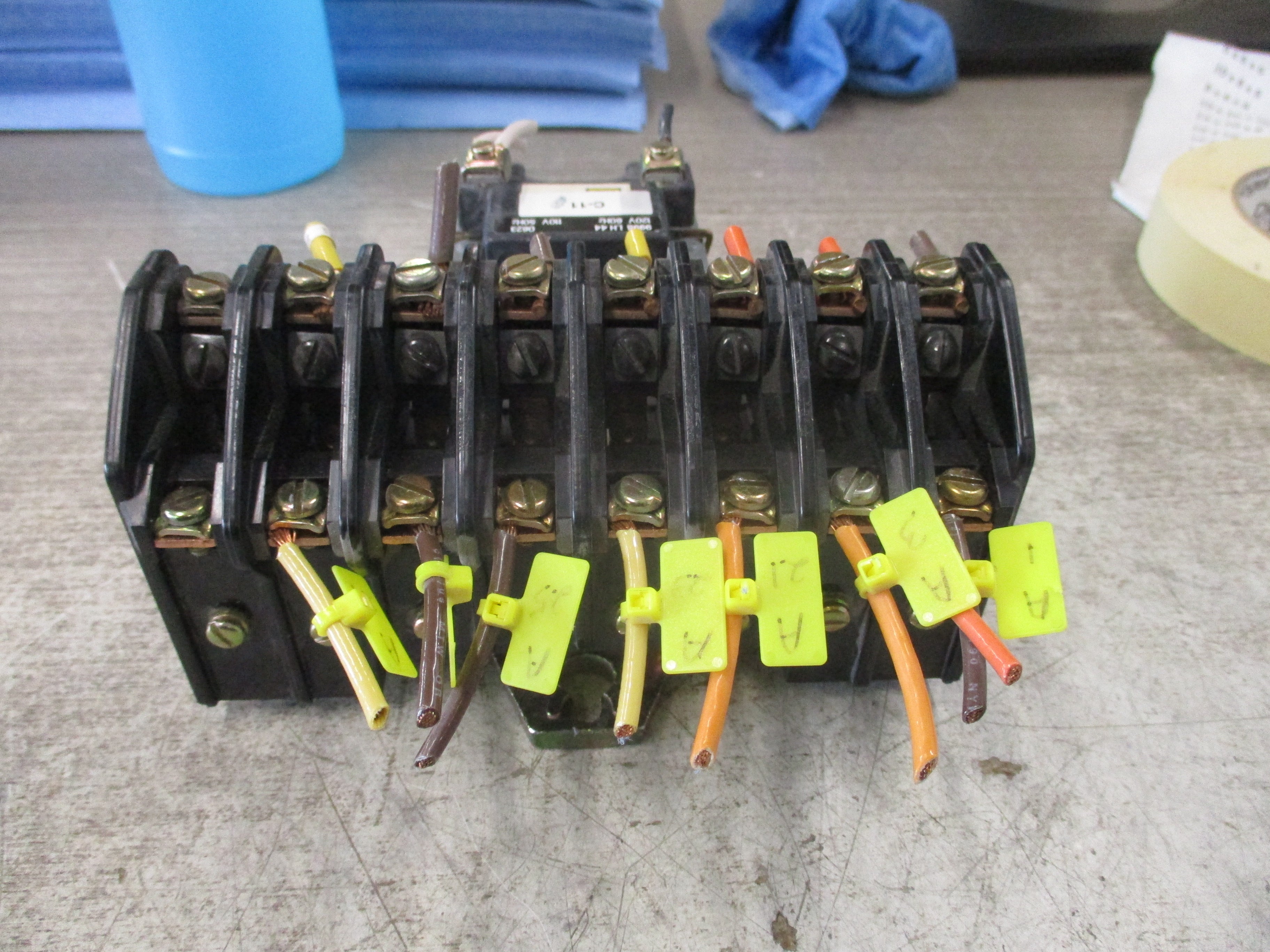 Square D Lighting Contactor 8903 L008 Ser. C 120V Coil 20A 600V Used