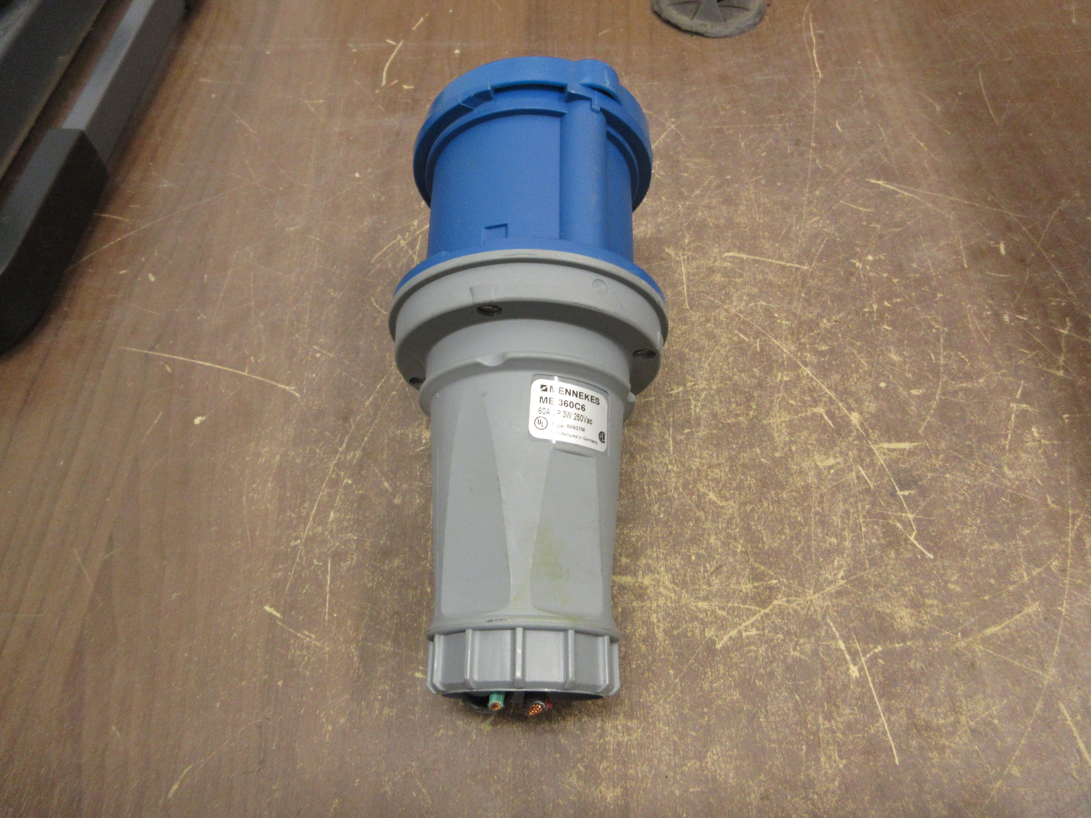 Mennekes Connector ME360C6 60A 250V 3W Used