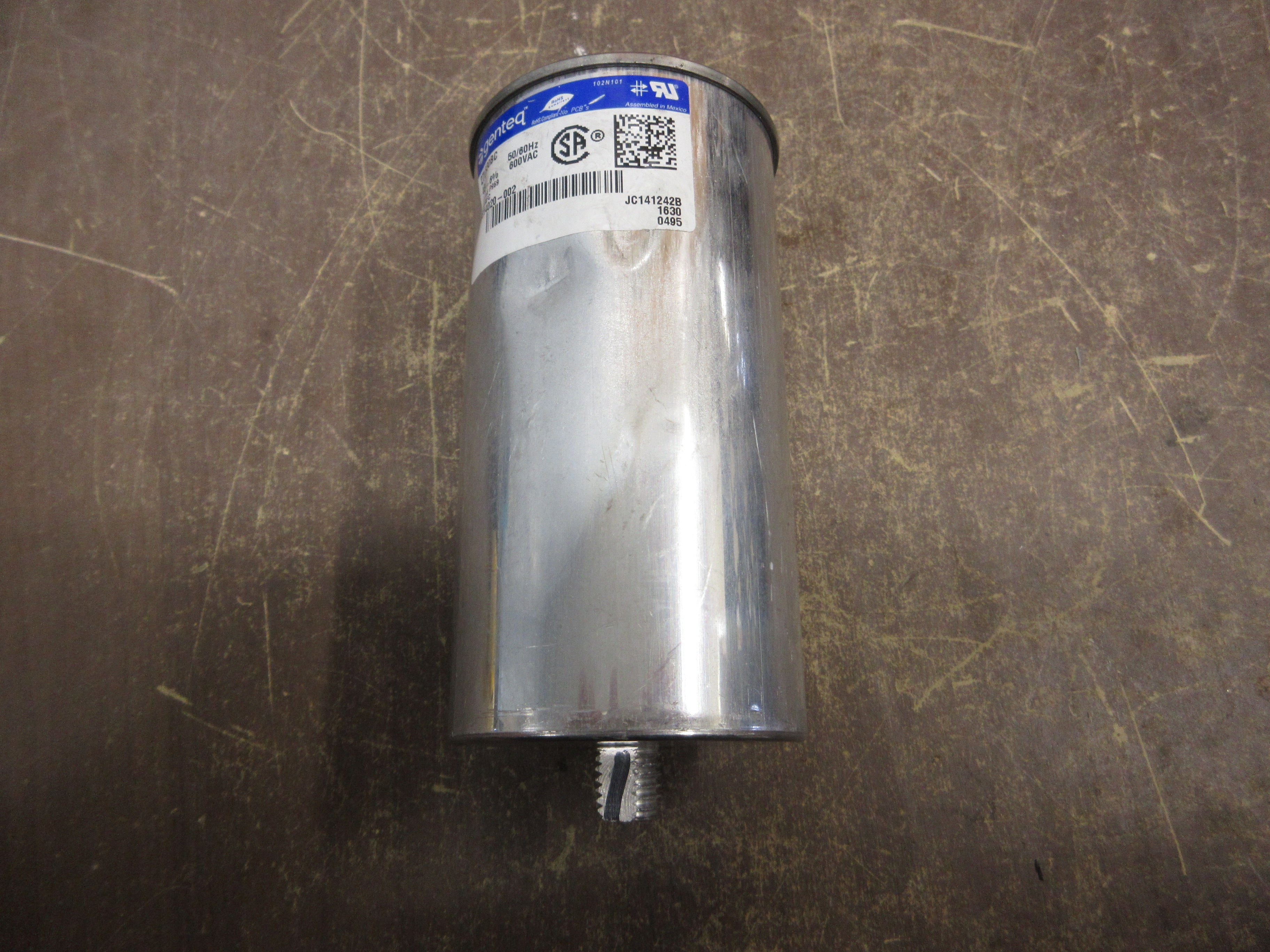 Genteq Capacitor 27L830BC 45uF 50/60Hz 600V *Dented* Used