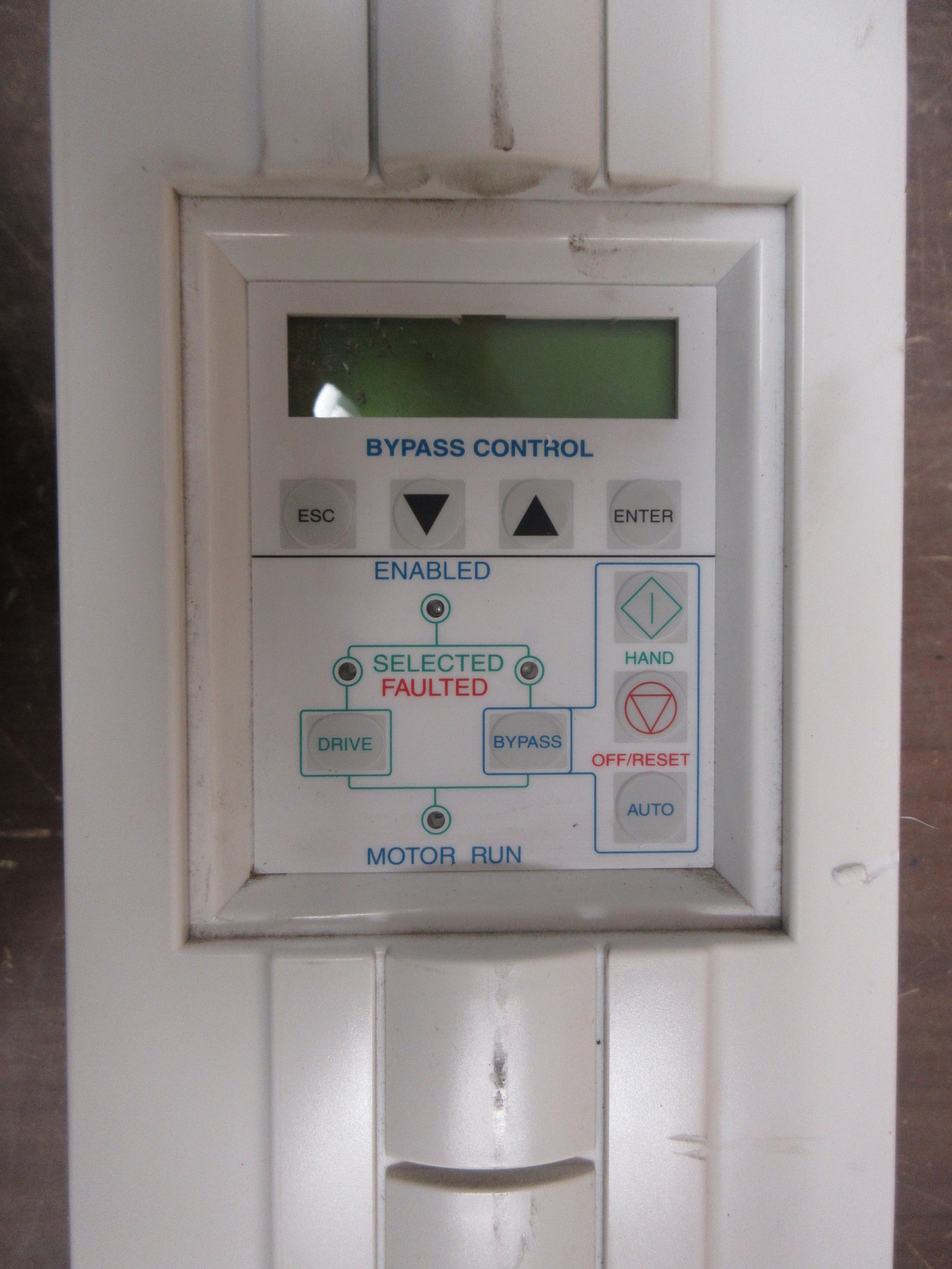 ABB ACH550 AC Drive w/ Bypass ACH550-VCR-024A-2+F267 7.5HP 3Ph w/ Keypad