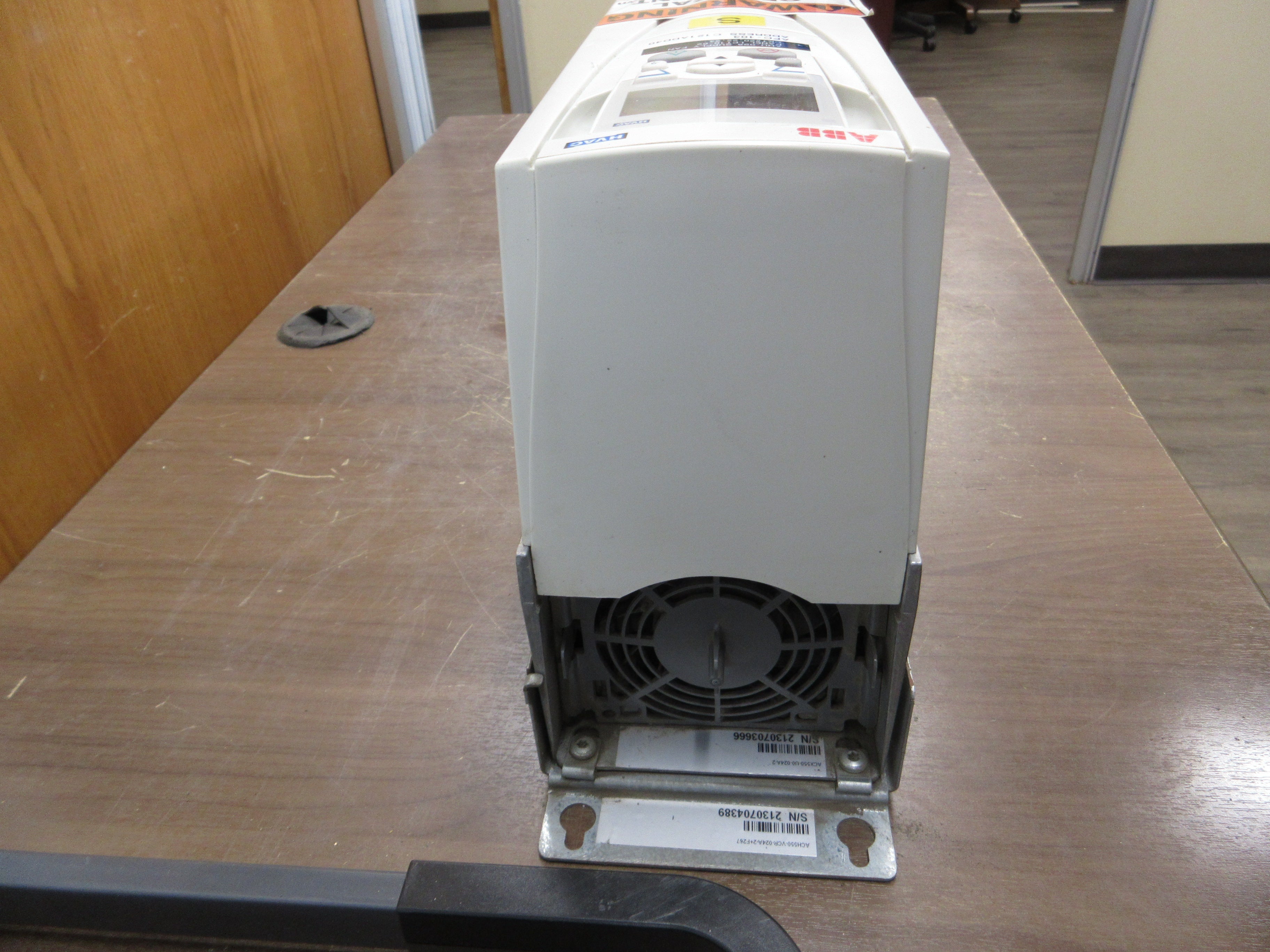 ABB ACH550 AC Drive w/ Bypass ACH550-VCR-024A-2+F267 7.5HP 3Ph w/ Keypad