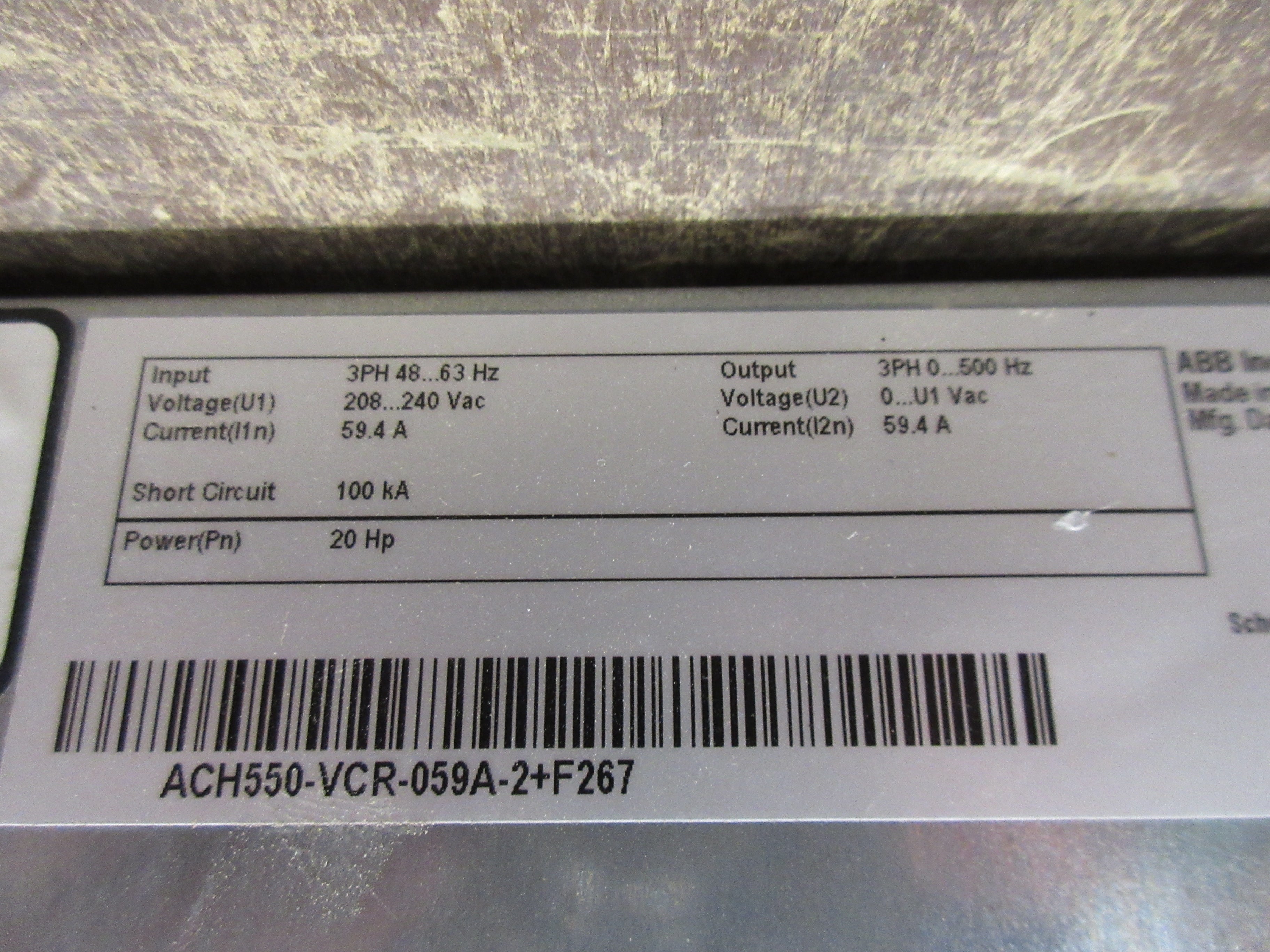 ABB ACH550 AC Drive w/Bypass ACH550-VCR-059A-2+F267 20HP 3Ph w/ Keypad Used