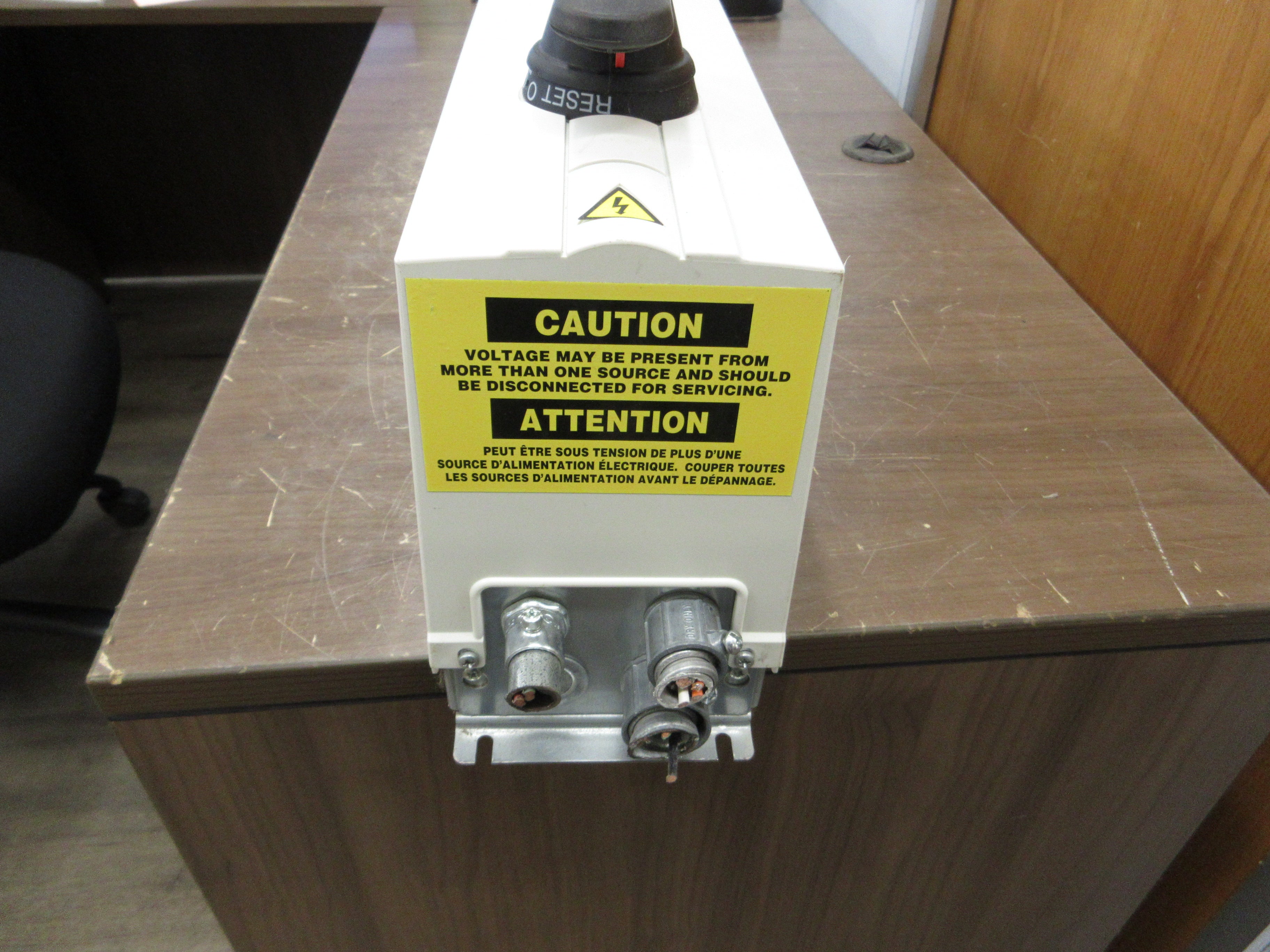 ABB ACH550 AC Drive w/ Bypass ACH550-VCR-07A5-2+F267 2HP 3Ph w/ Keypad Used