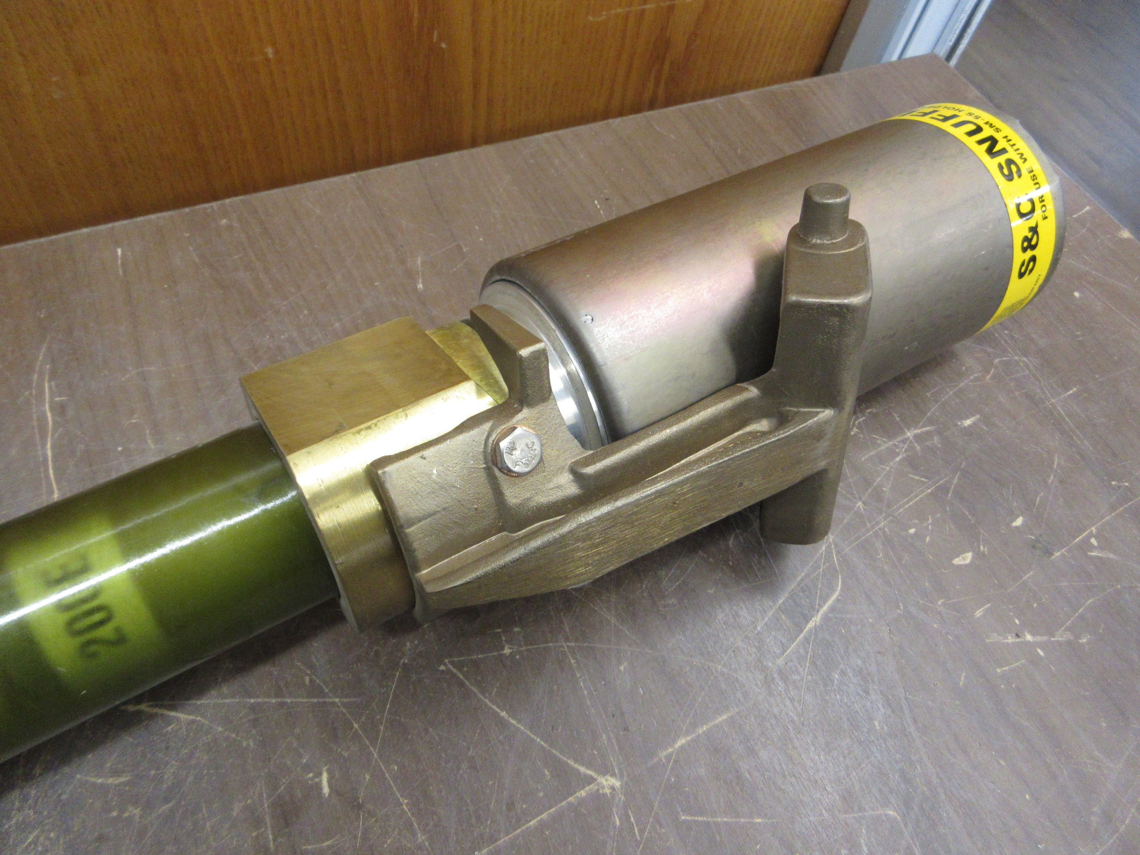 S&C Sm-5S Medium Voltage Fuse 86641R2 400E Max 7.2-8.3kV 200E Refill Used