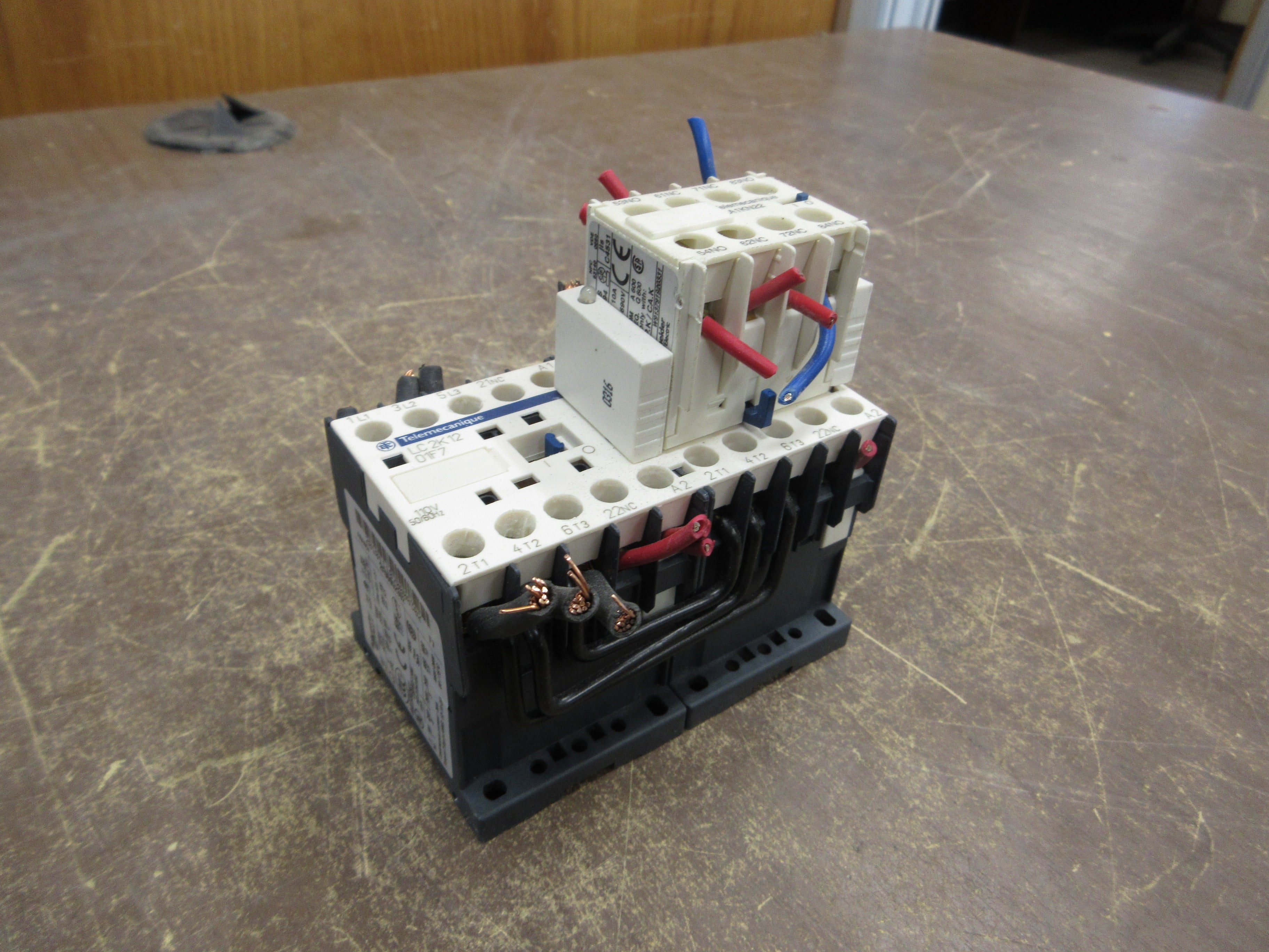 Telemecanique Reversing Contactor LC2K12 01F7 110V Coil 20A (2) Surge Suppressor