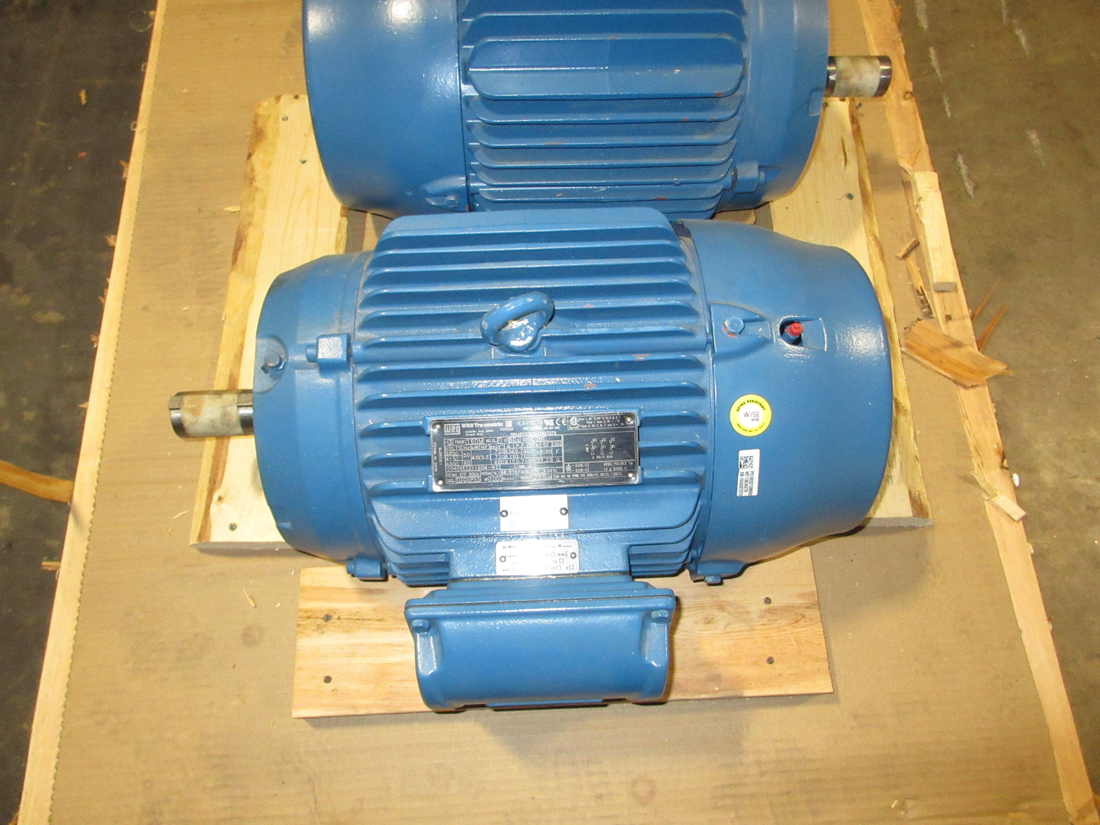 WEG Inverter Motor 00409ET3Y160M-W22 5.5HP 900RPM 460V 8.17A 60Hz New Surplus