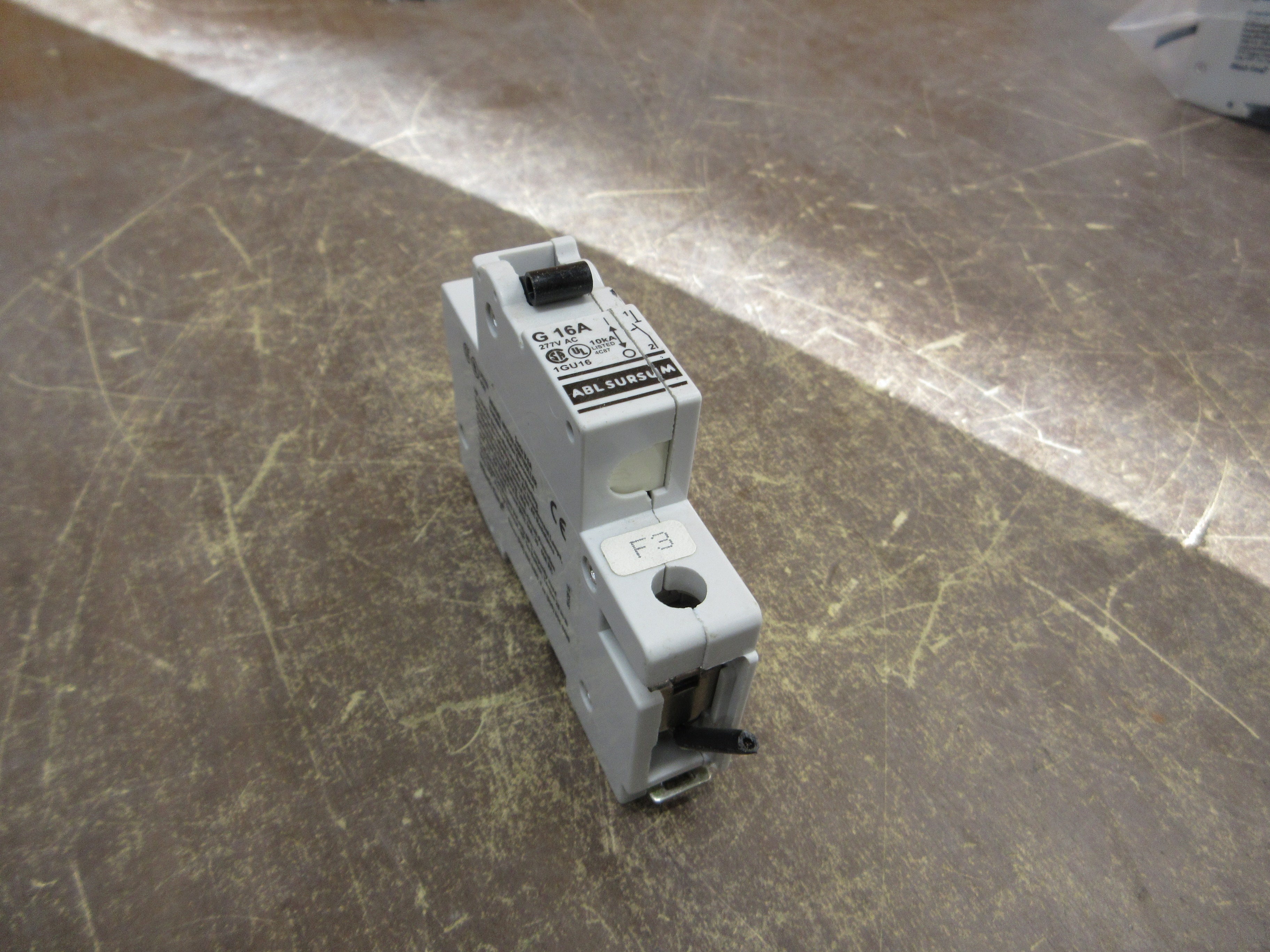 ABL Sursum Circuit Breaker 1GU16 277V 16A 1P Used