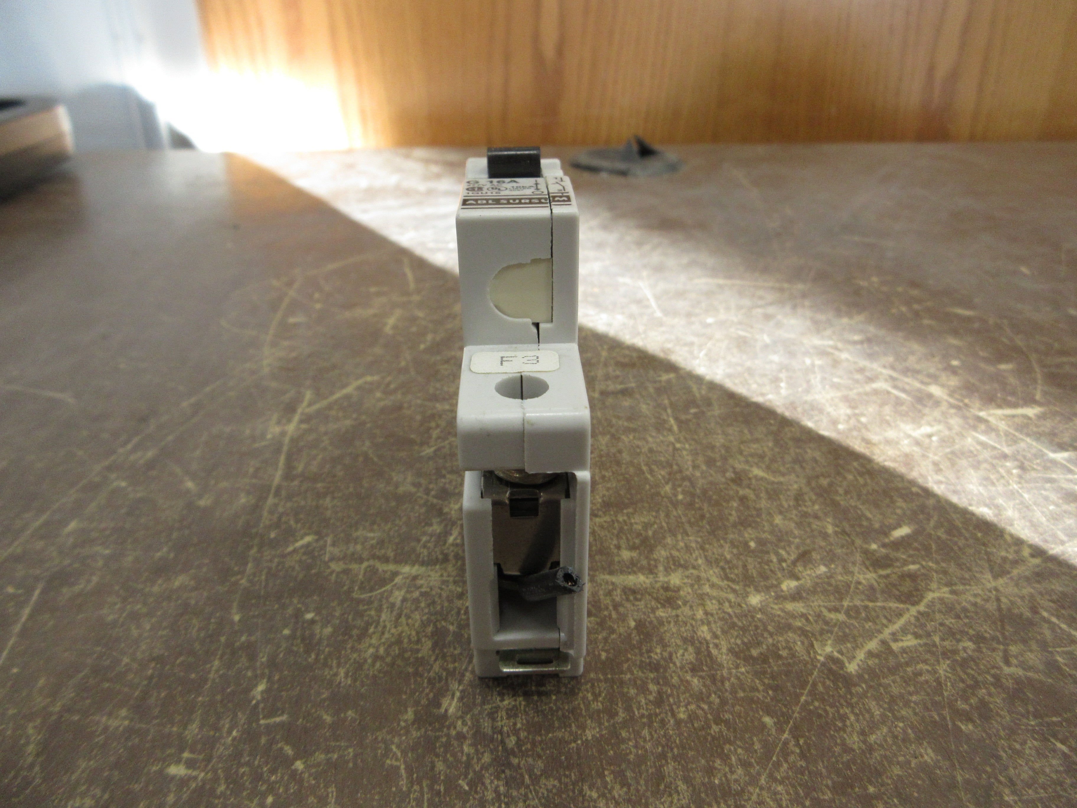 ABL Sursum Circuit Breaker 1GU16 277V 16A 1P Used