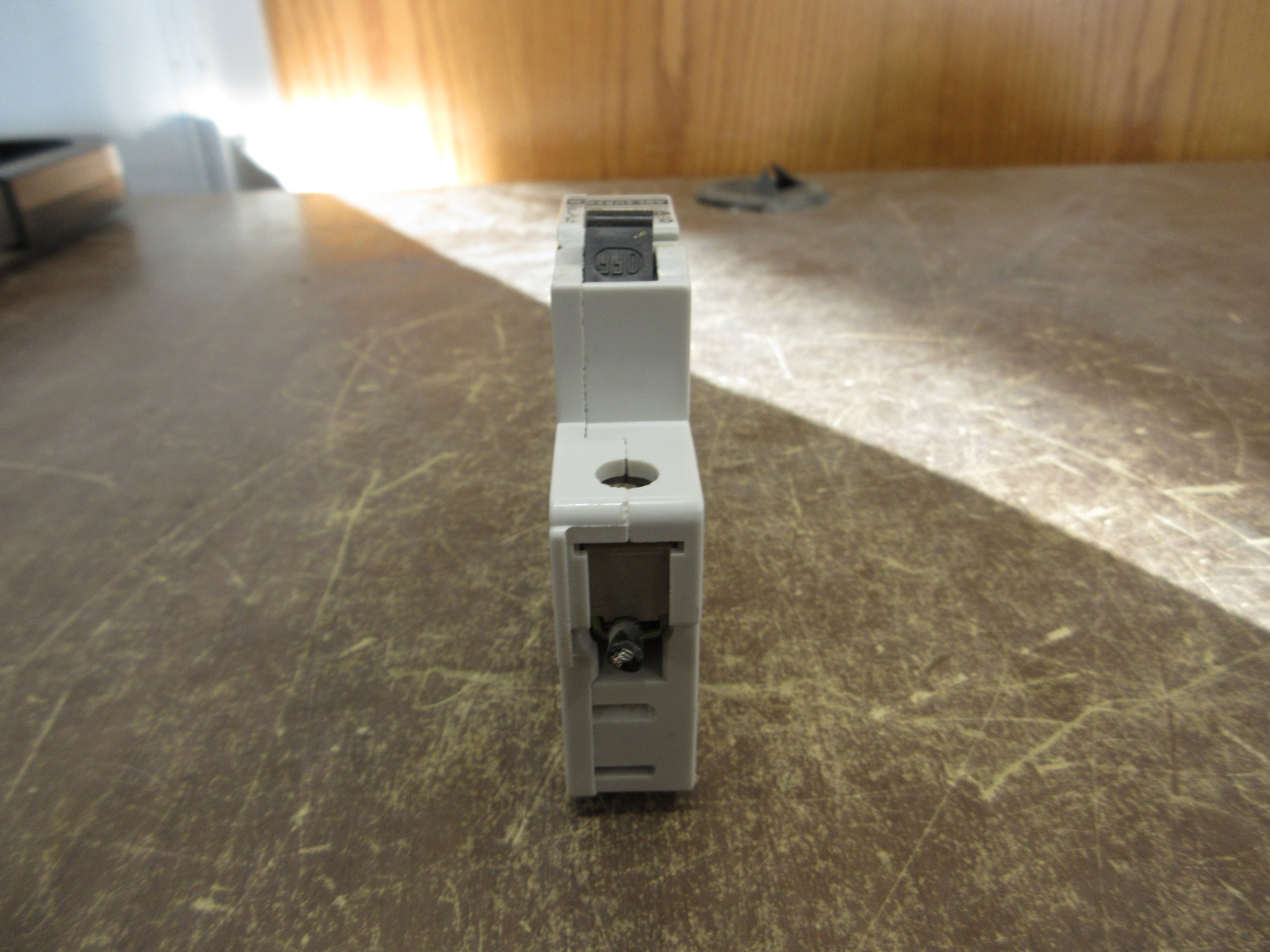 ABL Sursum Circuit Breaker 1GU16 277V 16A 1P Used