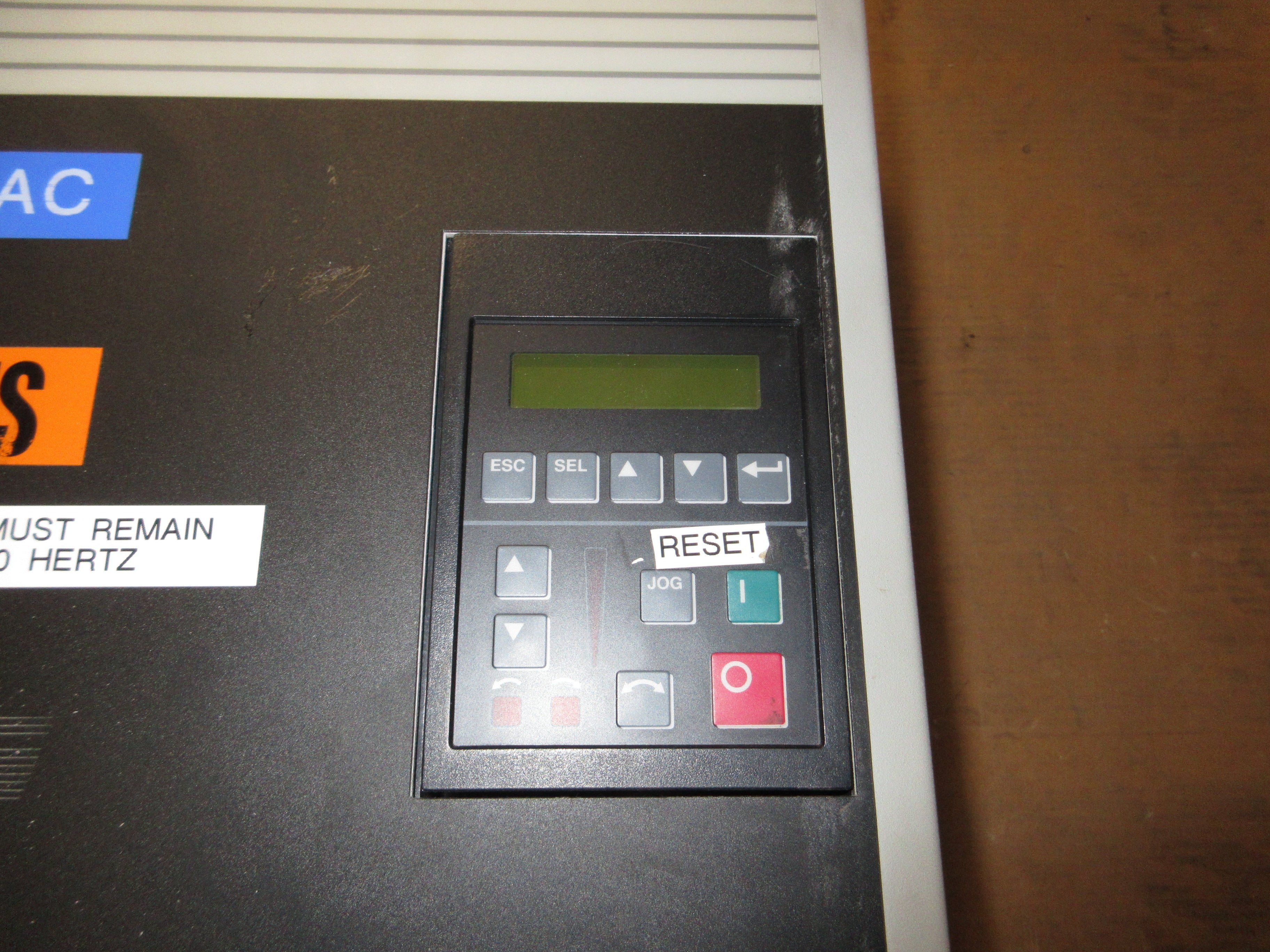 Allen-Bradley 1336 Plus AC Drive 1336S-B100-AA-EN-GM1-HA2-L6 100HP 3Ph w/ Keypad