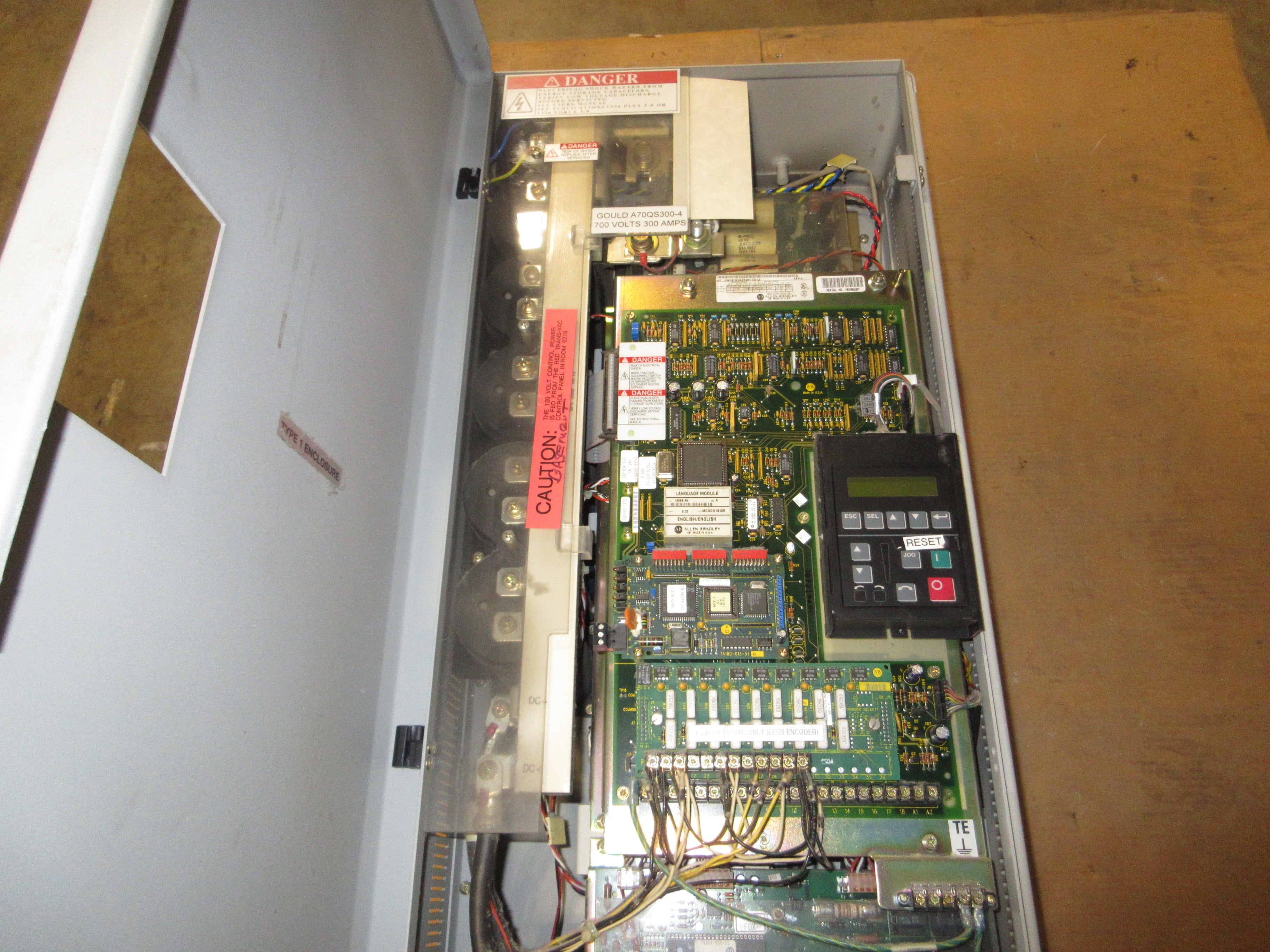 Allen-Bradley 1336 Plus AC Drive 1336S-B100-AA-EN-GM1-HA2-L6 100HP 3Ph w/ Keypad