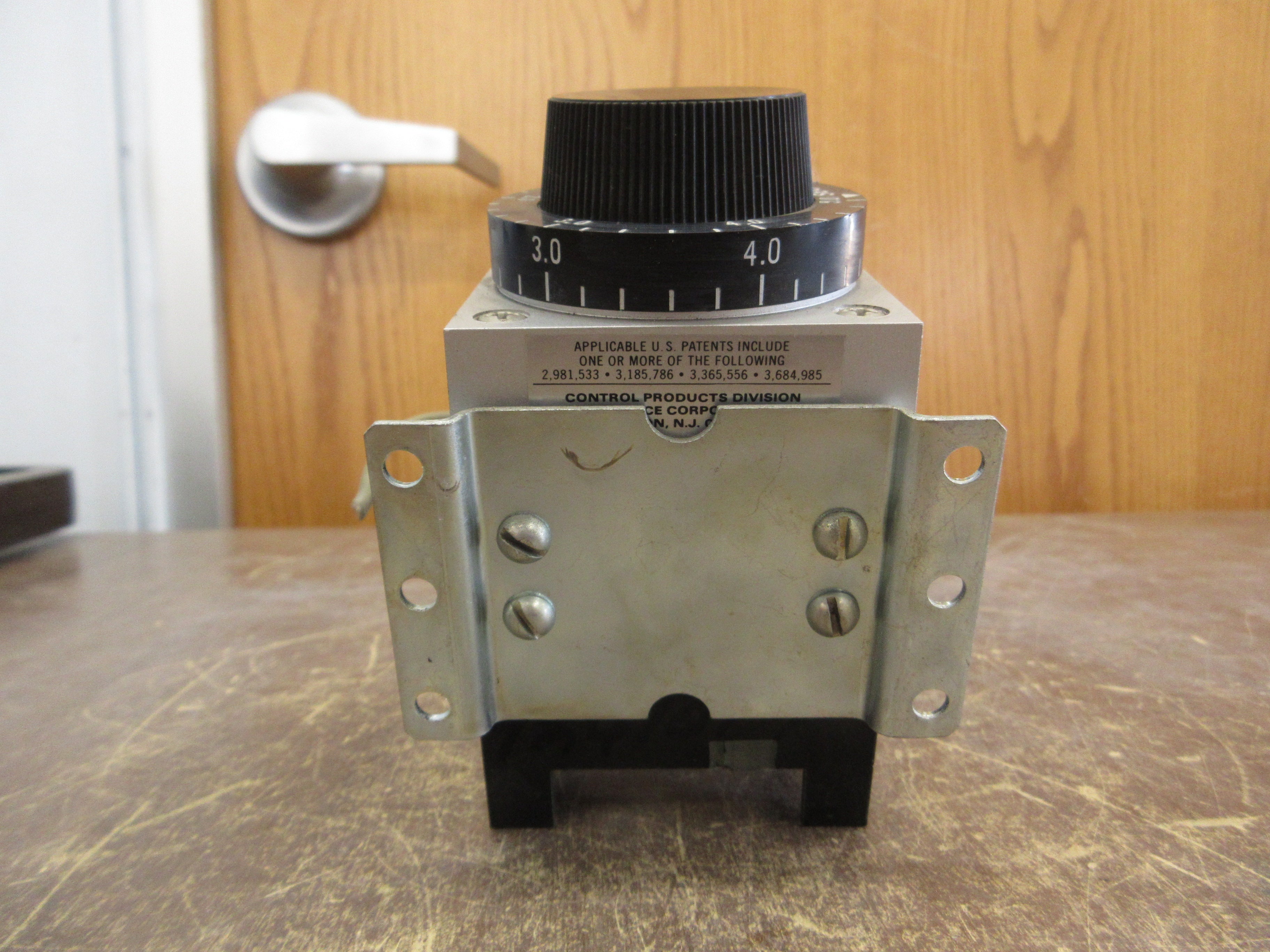 Agastat Timer 7012VB OLTDR 32VDC Coil Time: 0.5-5 Sec. Used