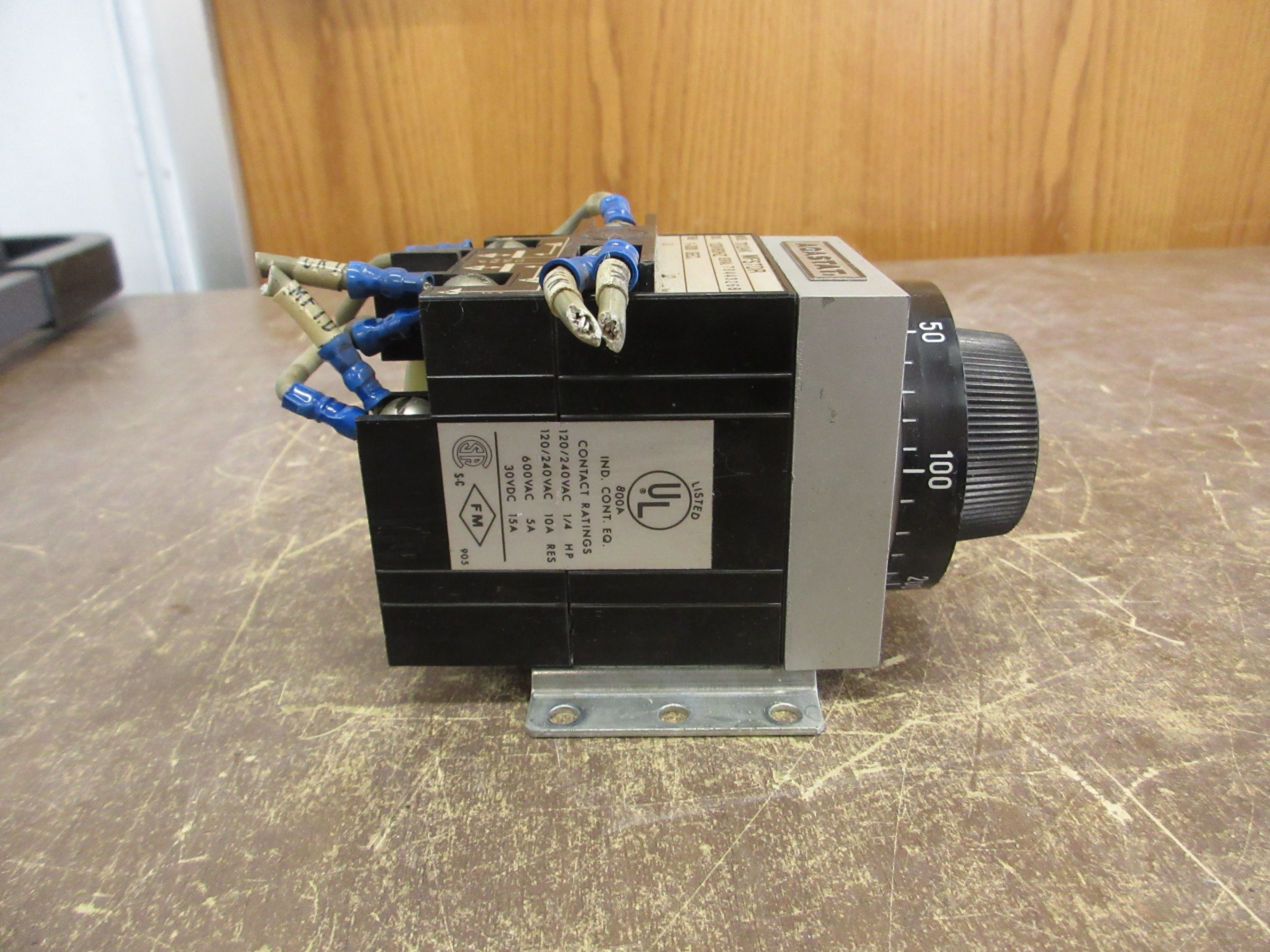 Agastat Timer 7012AK MFSTDR 120V Coil Time: 1-300 Sec. Used