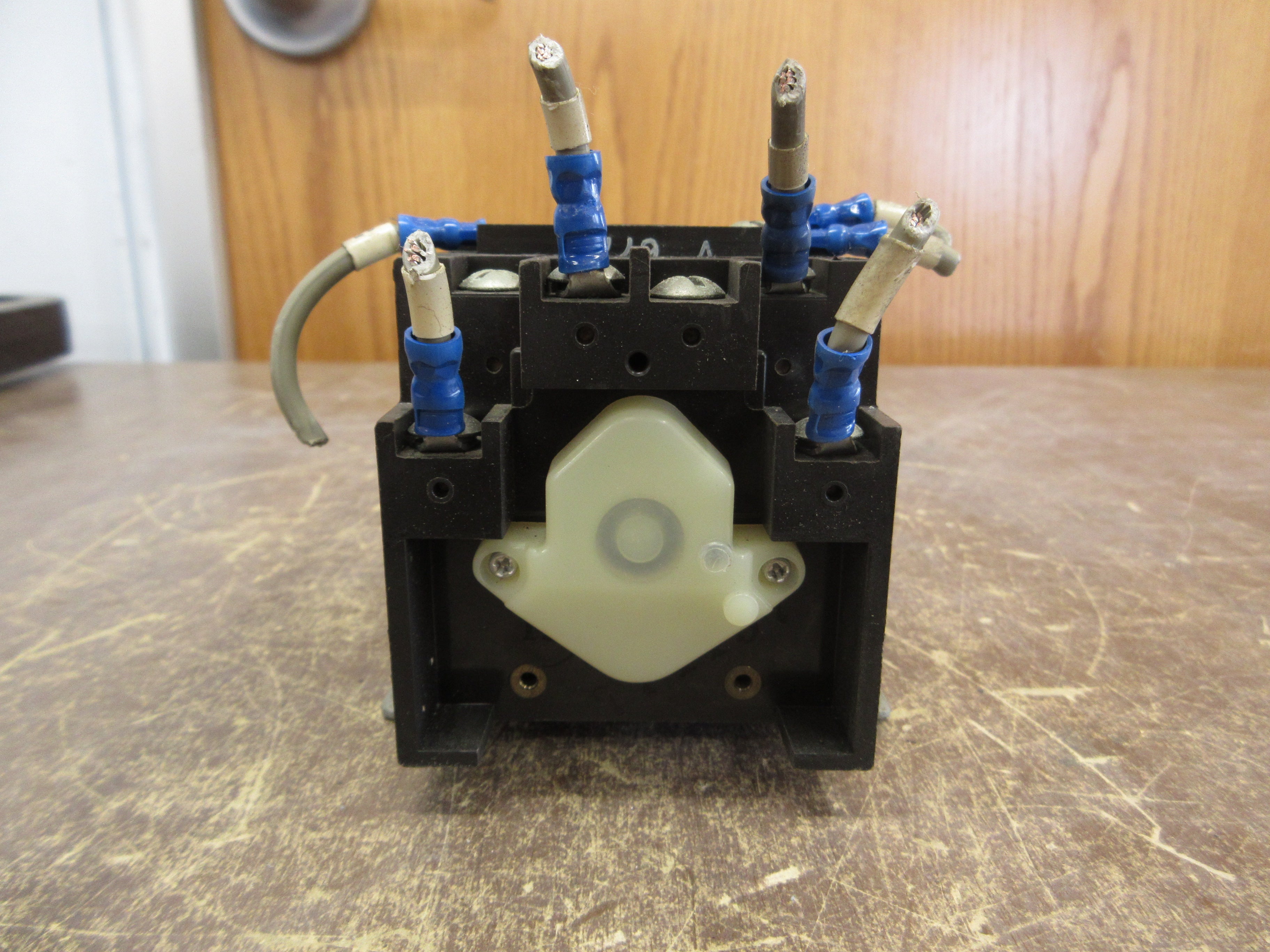 Agastat Timer 7012VI LDCTDR 32VDC Coil Time: 6-60 Min. Used