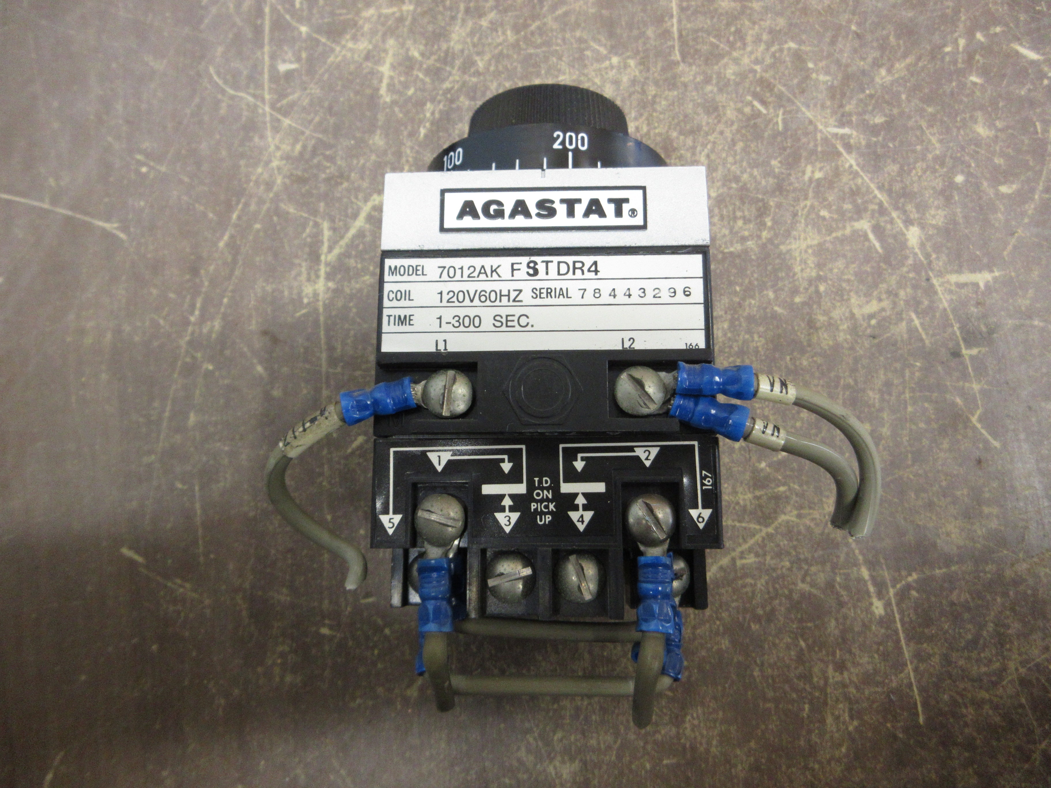 Agastat Timer 7012AK FSTDR4 120V Coil Time: 1-300 Sec. Used