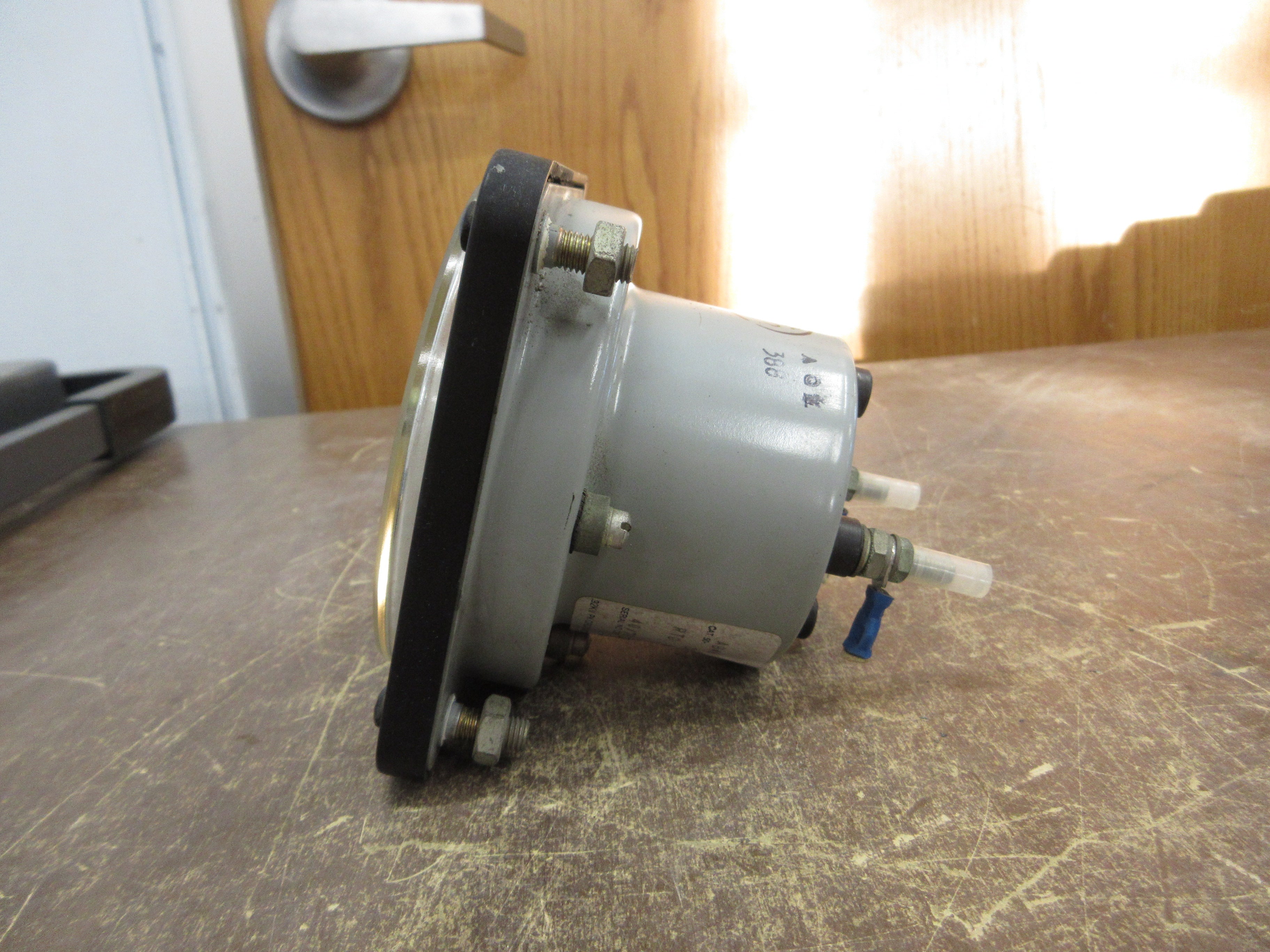 GE AC Ammeter 50-103131LSSN2 Range: 0-800A Used