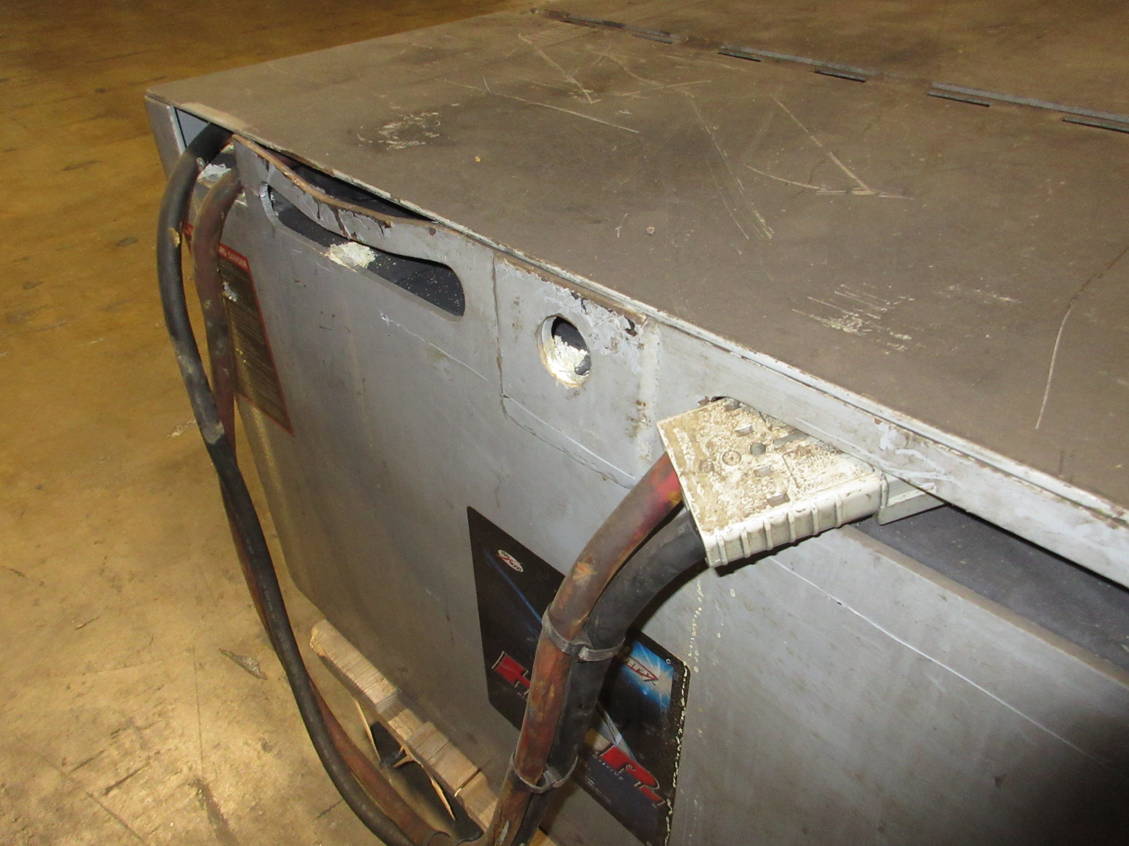 Enersys HUP Battery 85P-25 Capacity: 1020Ah Finishing Rate: 40.0-51.0A 48V Used