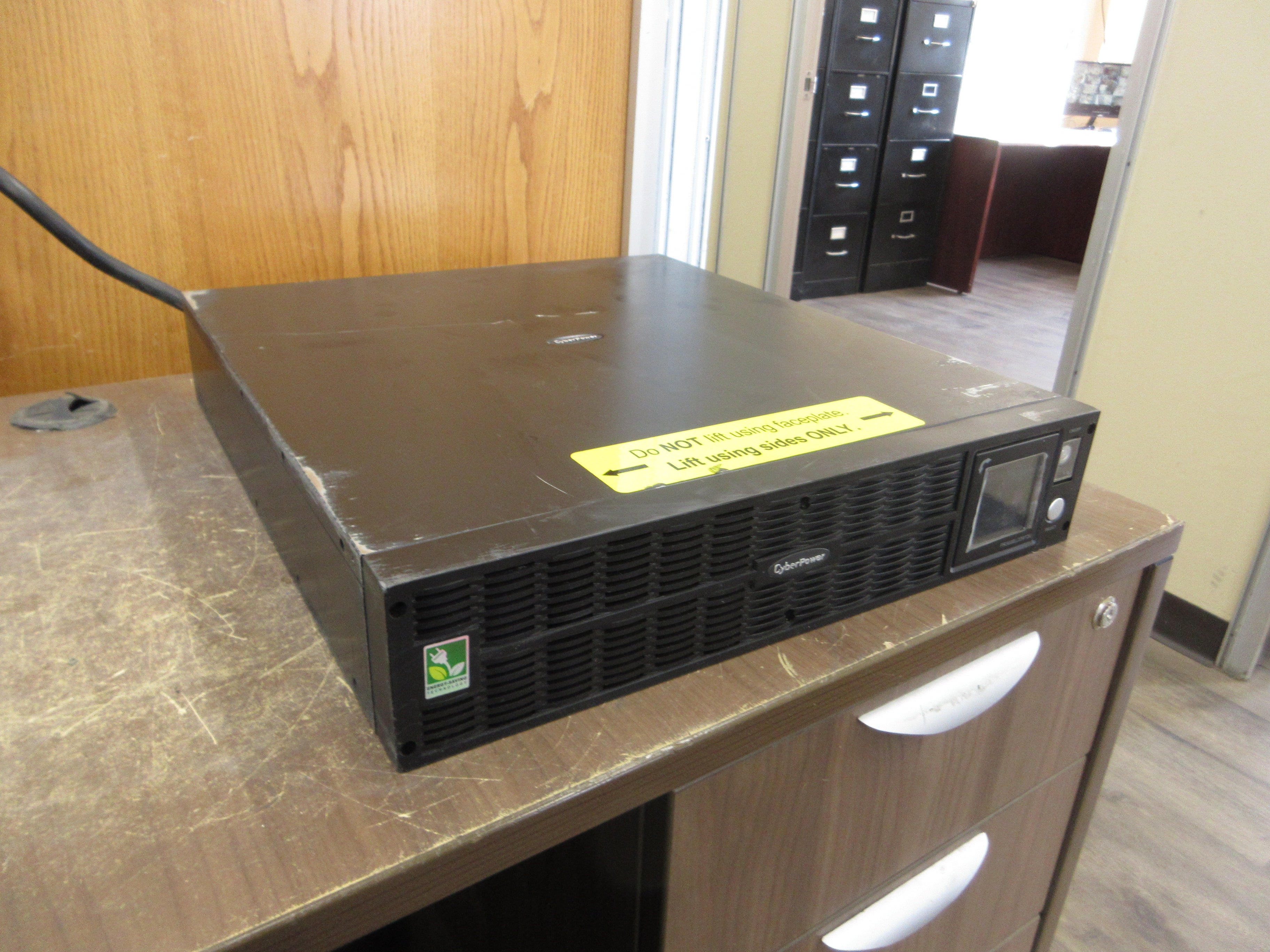 CyberPower Pure Sine Wave Smart UPS PR3000LCDRT2UTAA 3000VA 2250W 125VAC 24A