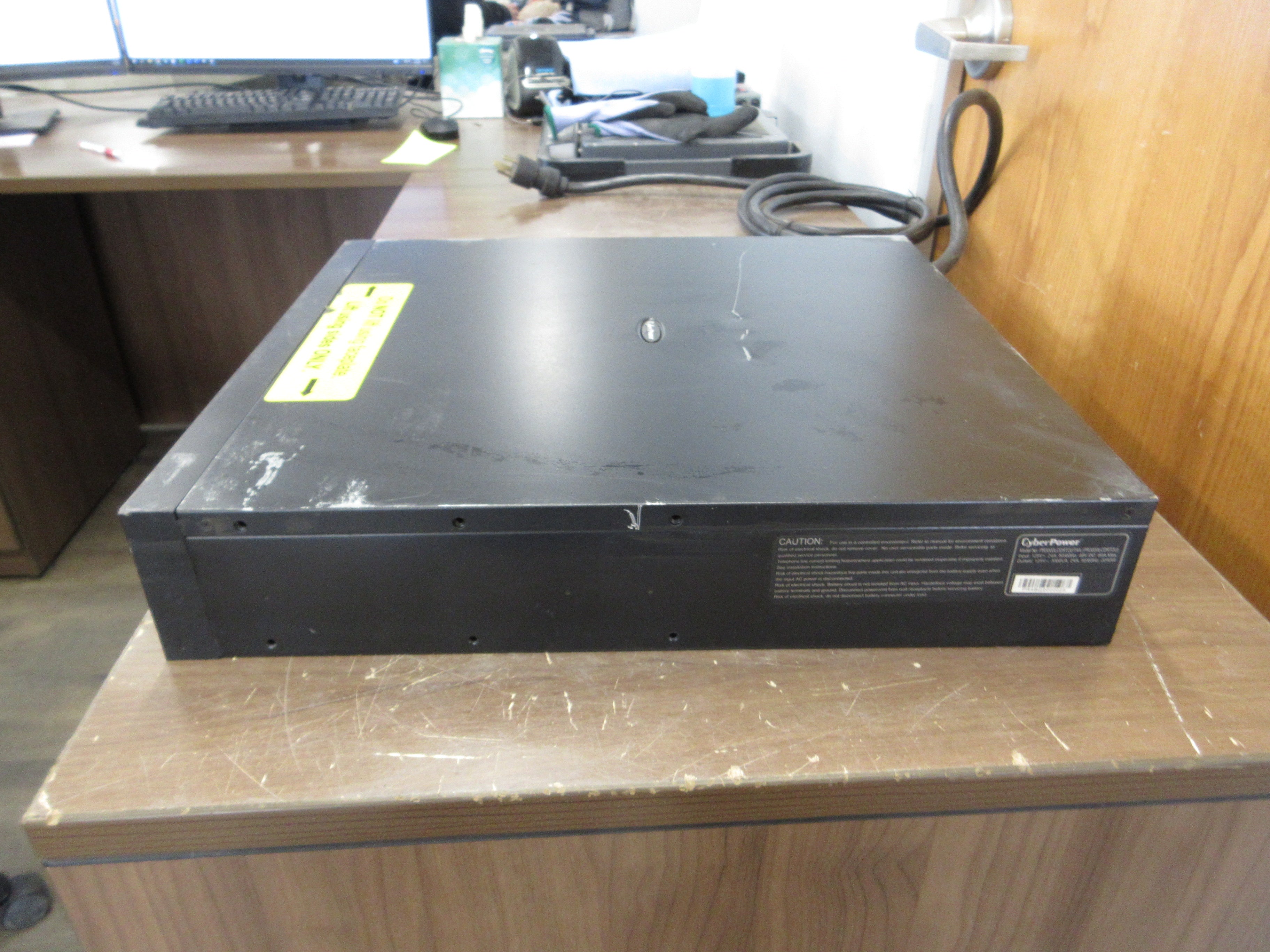 CyberPower Pure Sine Wave Smart UPS PR3000LCDRT2UTAA 3000VA 2250W 125VAC 24A