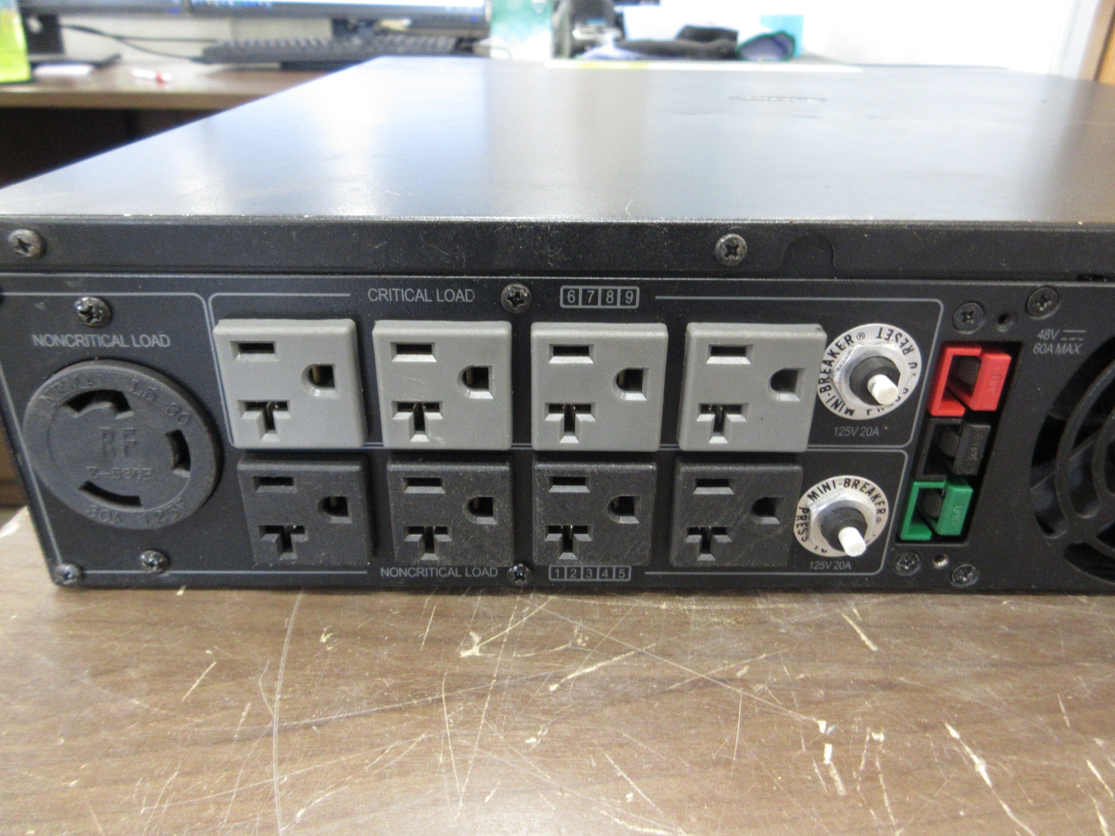 CyberPower Pure Sine Wave Smart UPS PR3000LCDRT2UTAA 3000VA 2250W 125VAC 24A