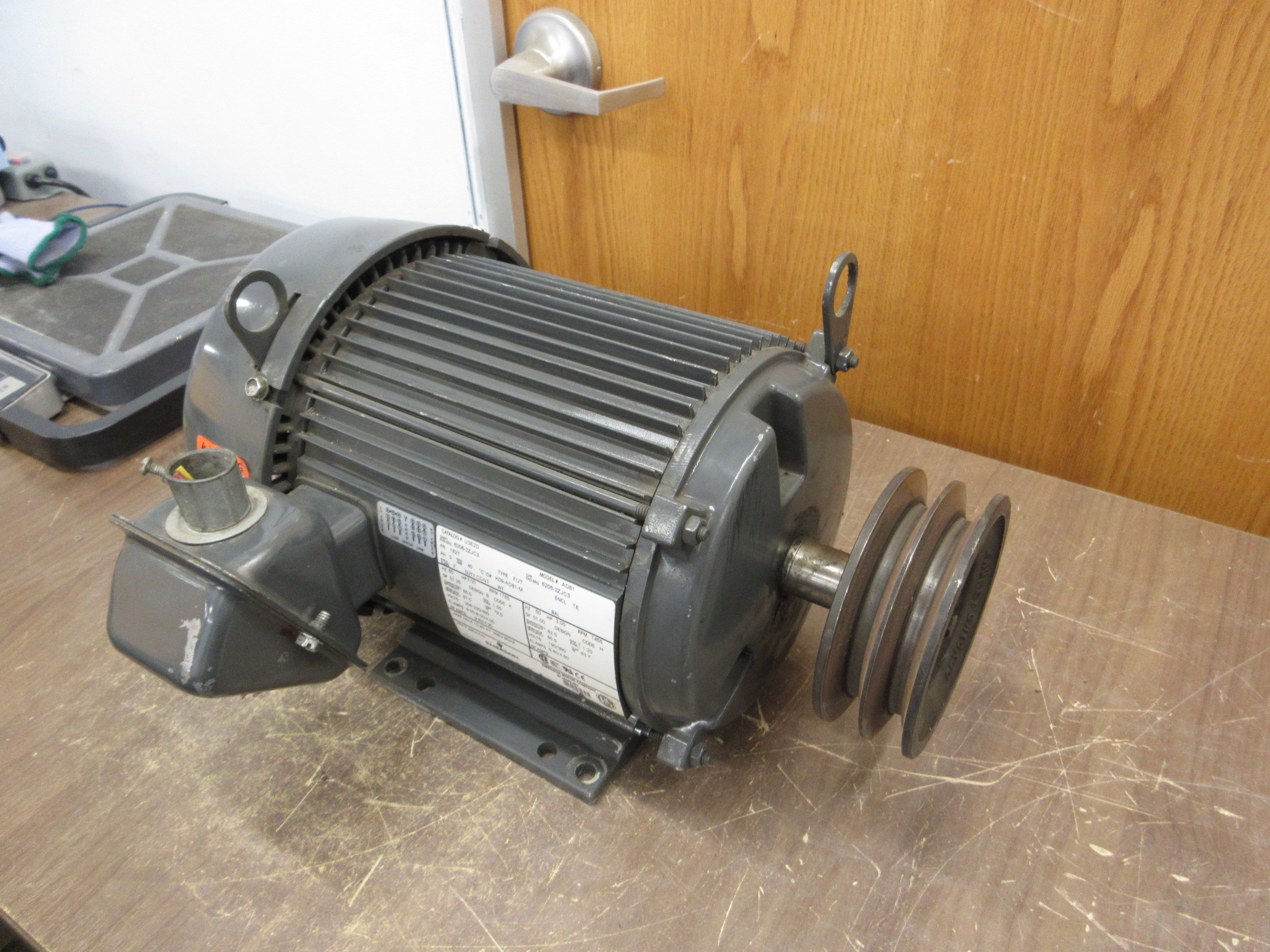 Emerson Motor U3E2D 3HP 1800RPM 208-230/460V 8.50-8.00/4.00A 3Ph 60Hz Used