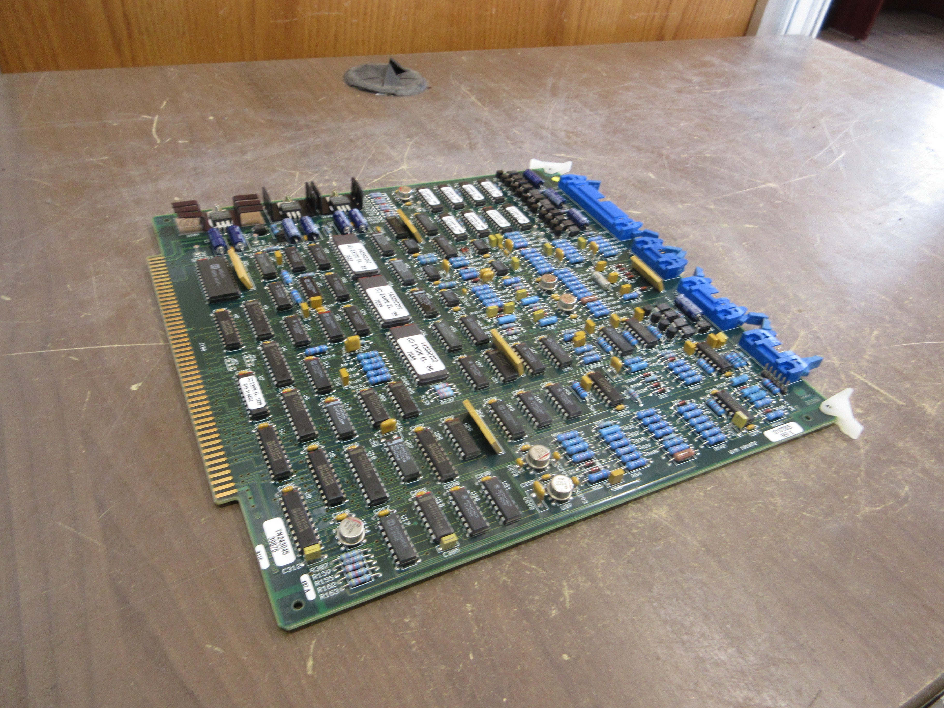 Exide Electronics Inverter Control Board 101072825 Rev. G Used