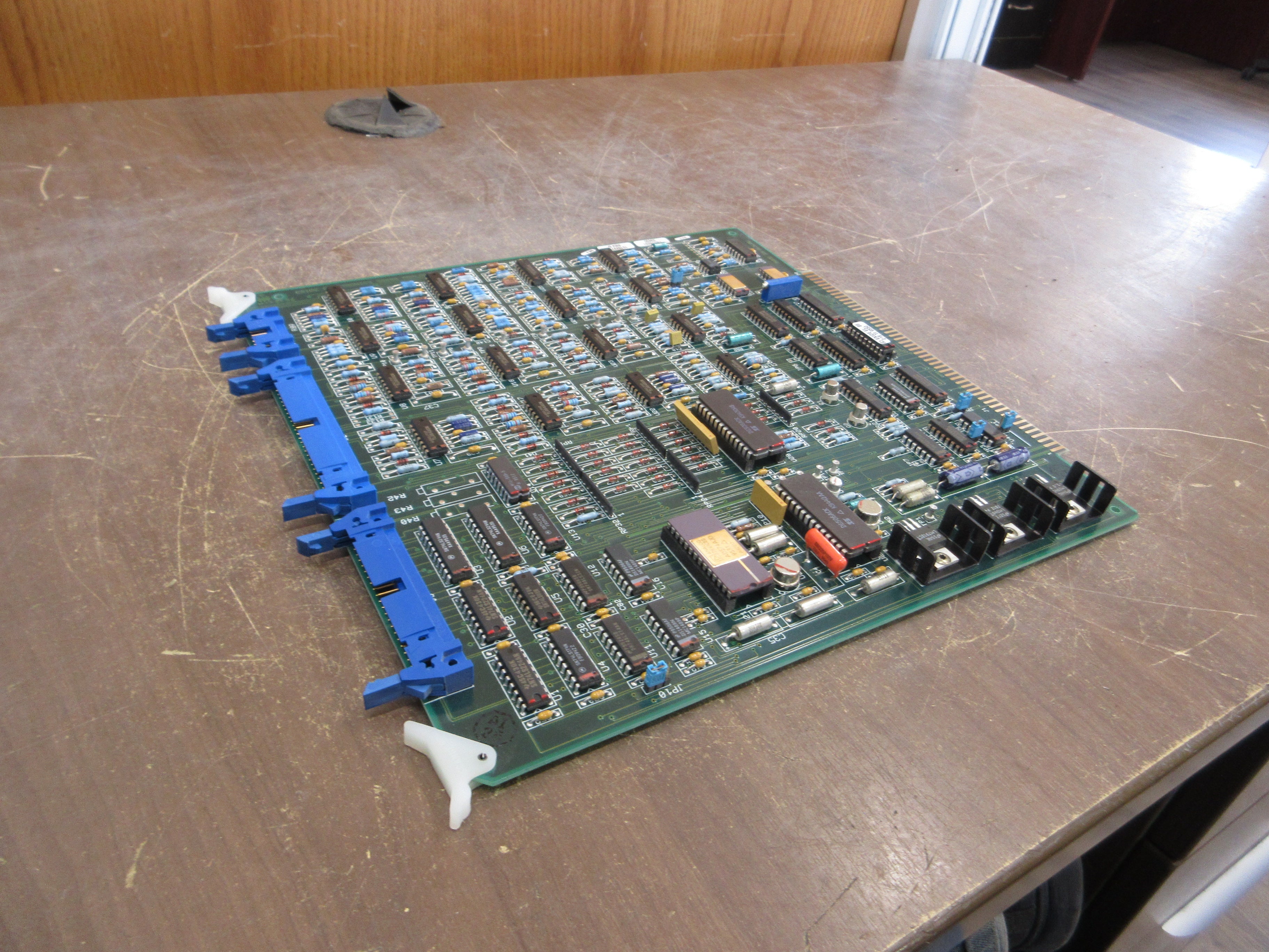 Exide Electronics S6000 Analog Board 118302581 Rev. C-1 Used